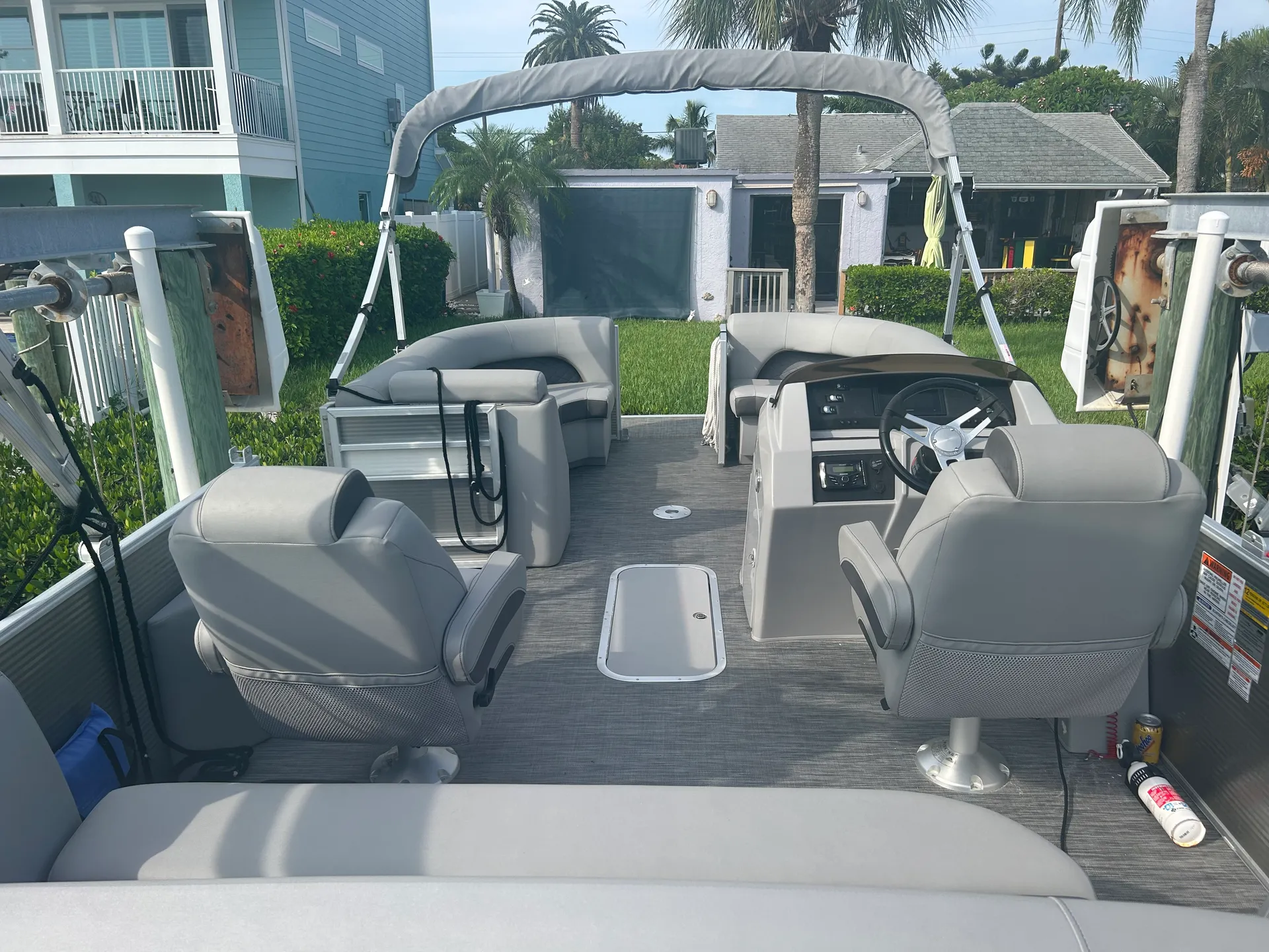 BENNINGTON MARINE L SERIES TRITOON in Madeira Beach, FL — photo 3