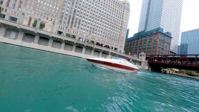 Rent a Chris Craft deck boat in Chicago, IL near me