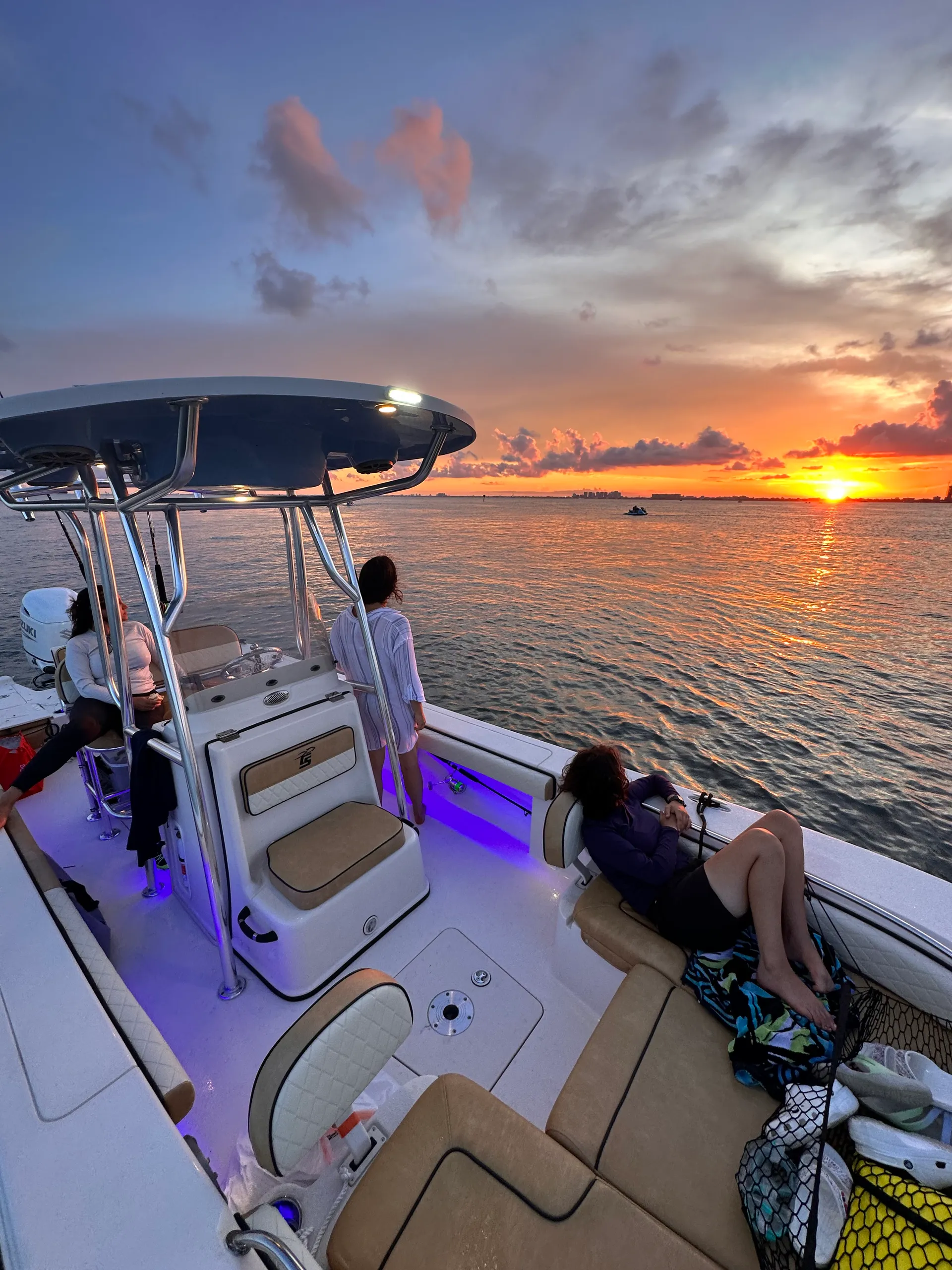 CAROLINA SKIFF 24 ULTRA ELITE in Key Biscayne, FL — photo 5