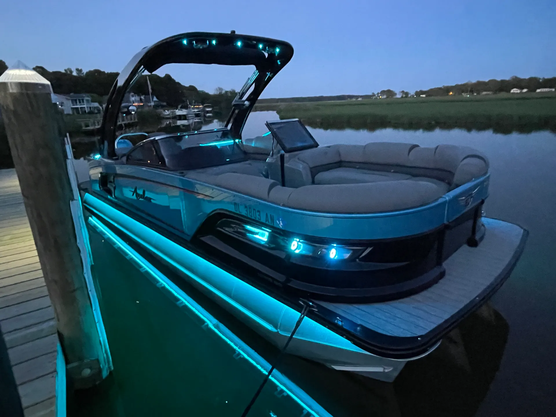 AVALON PONTOONS CATALINA ELITE 2585EL in Palmetto, FL — photo 6
