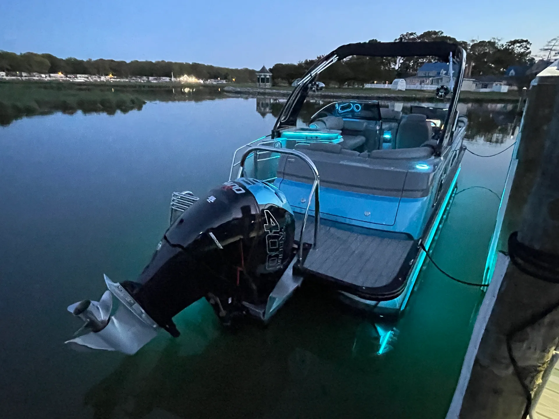 AVALON PONTOONS CATALINA ELITE 2585EL in Palmetto, FL — photo 7