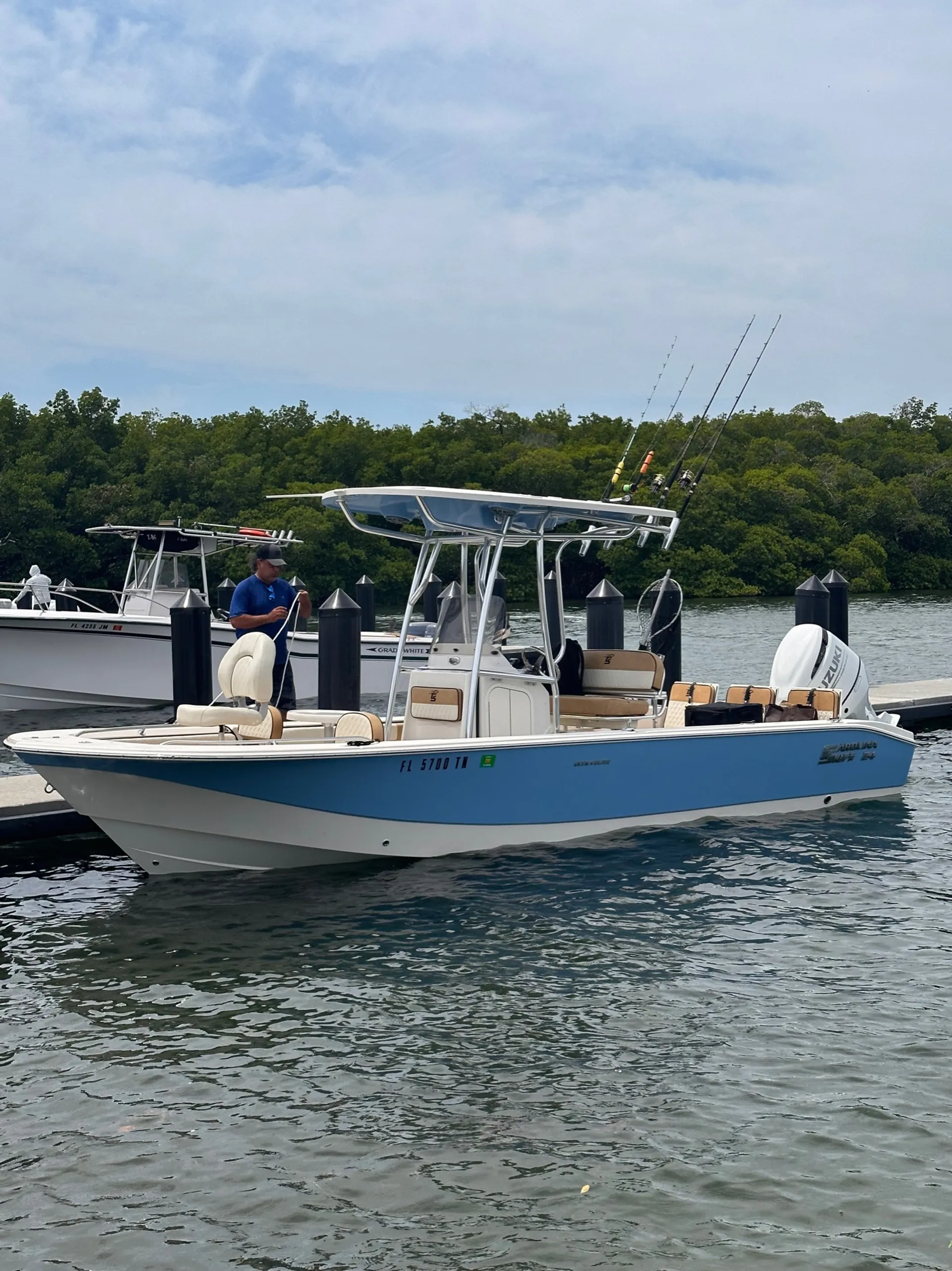CAROLINA SKIFF 24 ULTRA ELITE in Key Biscayne, FL — photo 9