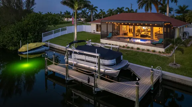 Rent a GODFREY MARINE pontoon in Cape Coral, FL near me