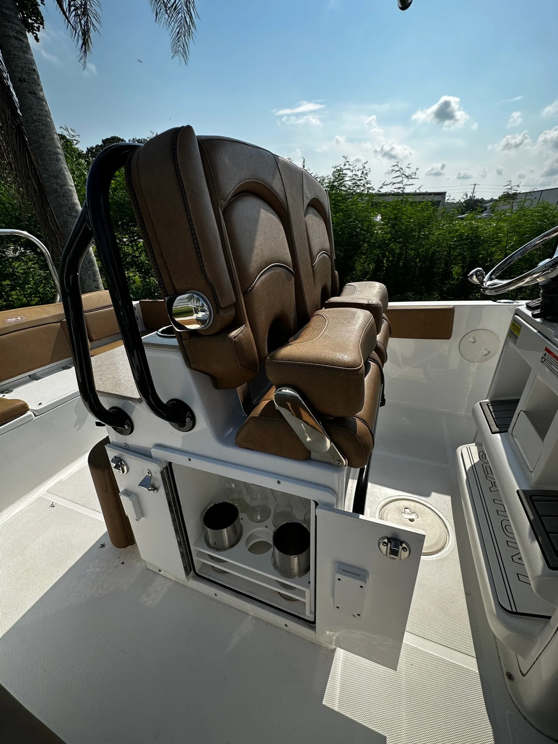 Delivery Available-2021 SEA HUNT ULTRA 234  Amazing Boat & Family Fun!