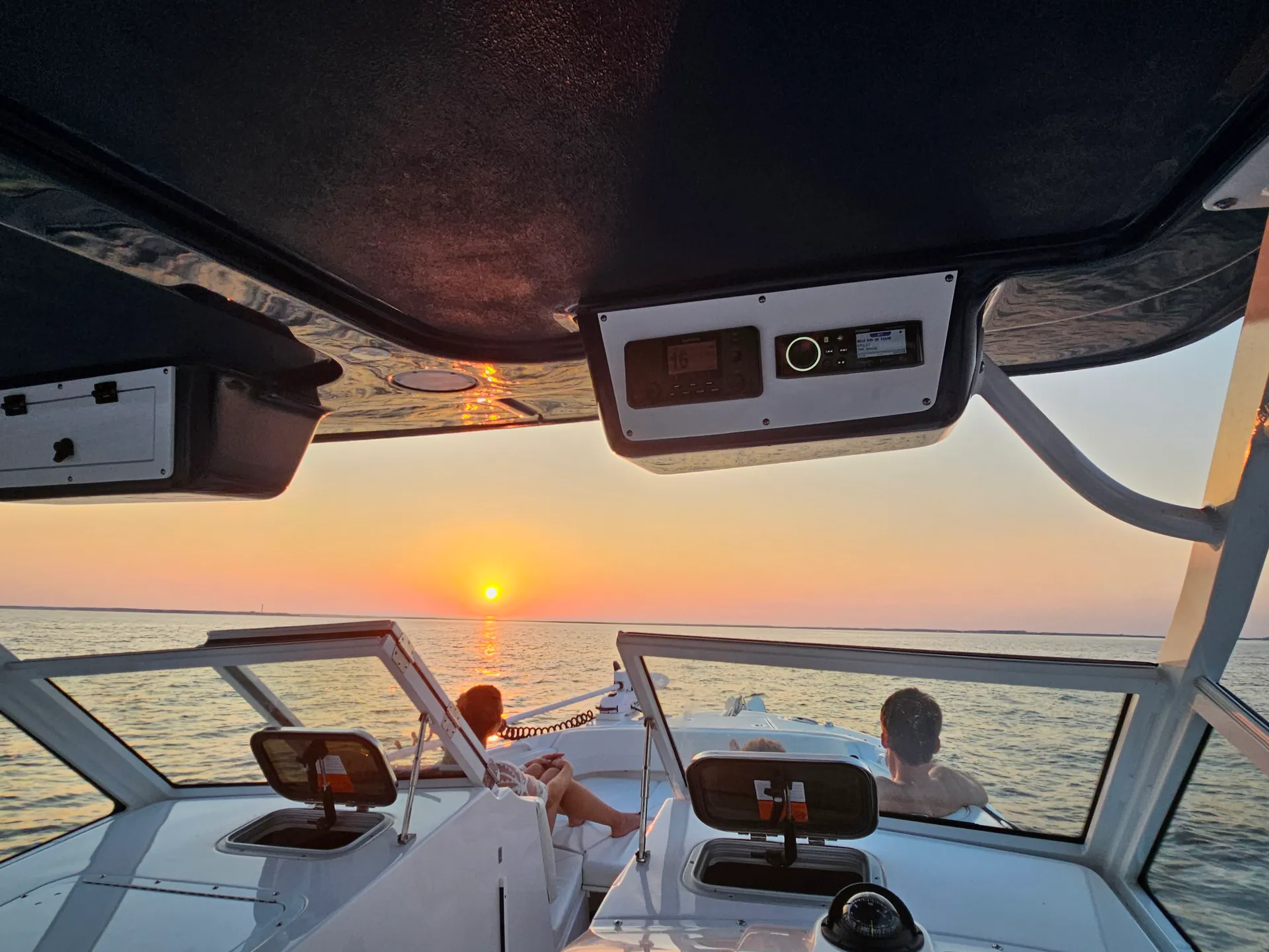 Brooksy – 28' Luxury Dual Console for Fishing, Cruises & Sandbar Adven