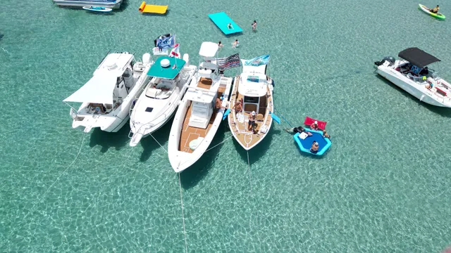 Rent a SEA HUNT BOATS center console in Riviera Beach, FL near me