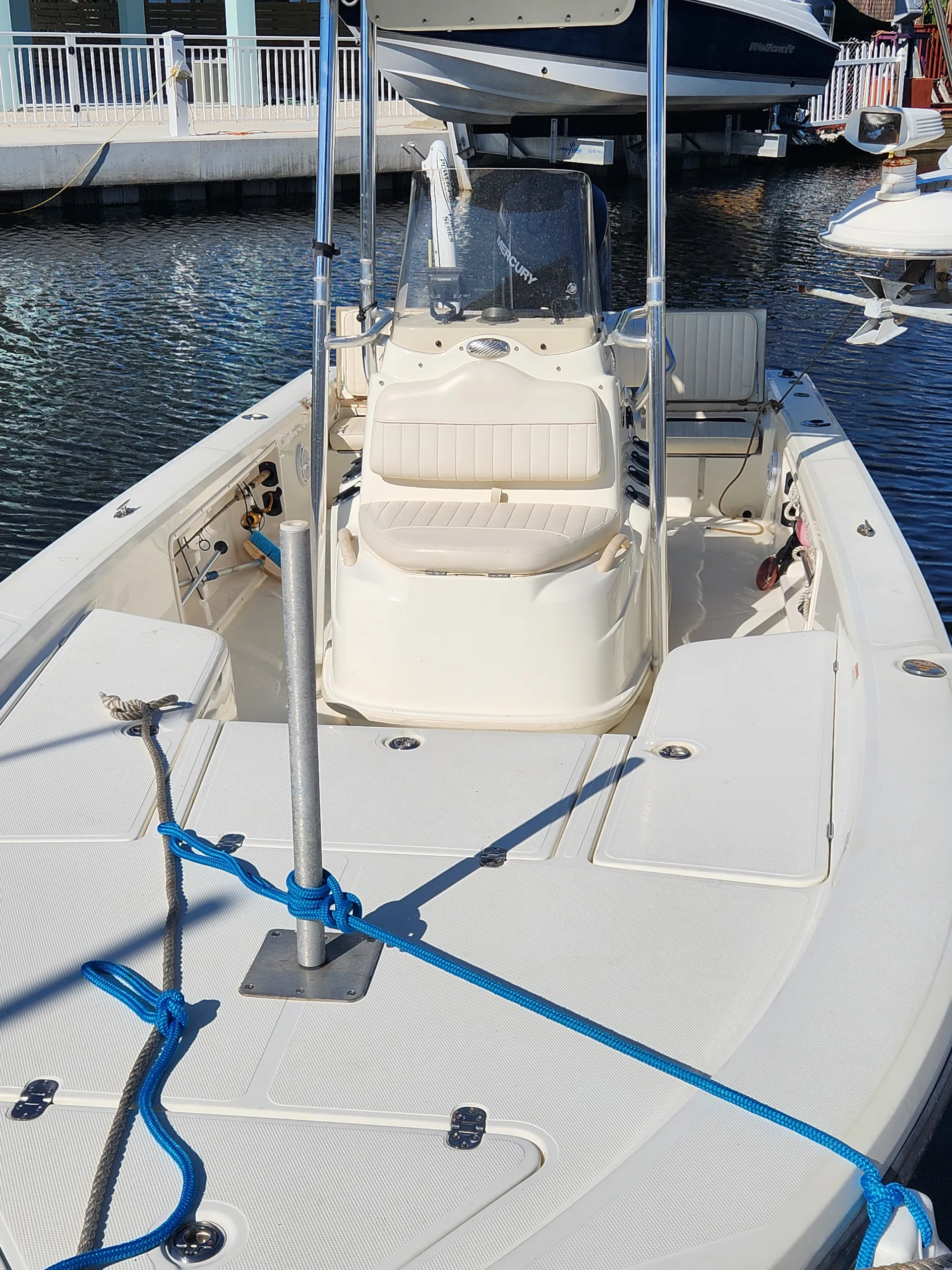 Mako Marine 2201 W/150XL EFI  in Key Largo, FL — photo 6