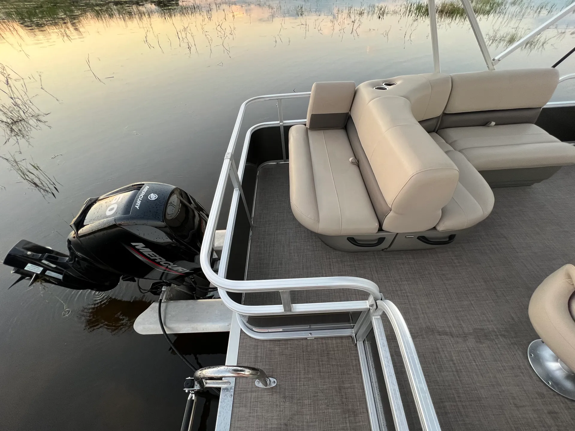 SUN TRACKER PARTY BARGE 18 DLX in Kissimmee, FL — photo 7