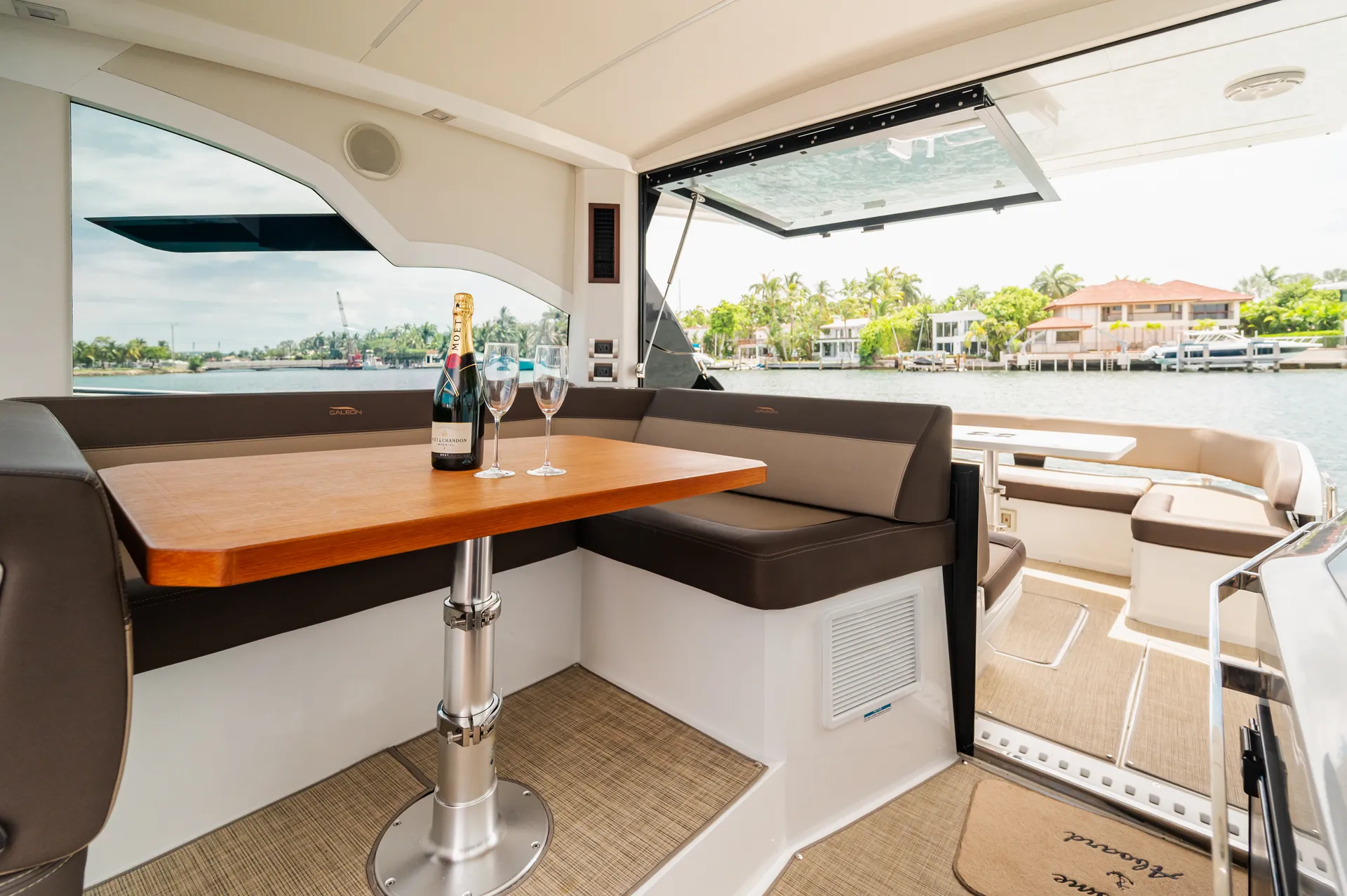 Galeon 425 HTS in Miami, FL — photo 8