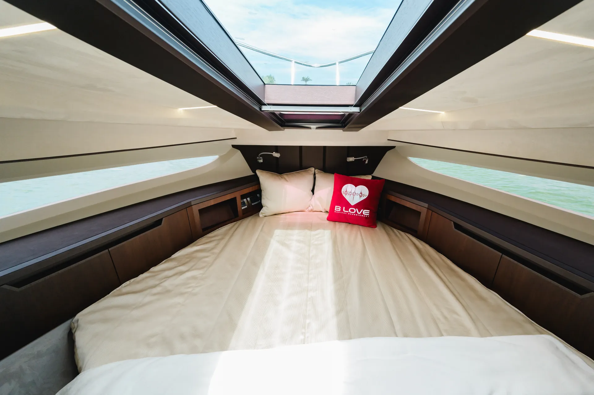 Galeon 425 HTS in Miami, FL — photo 10