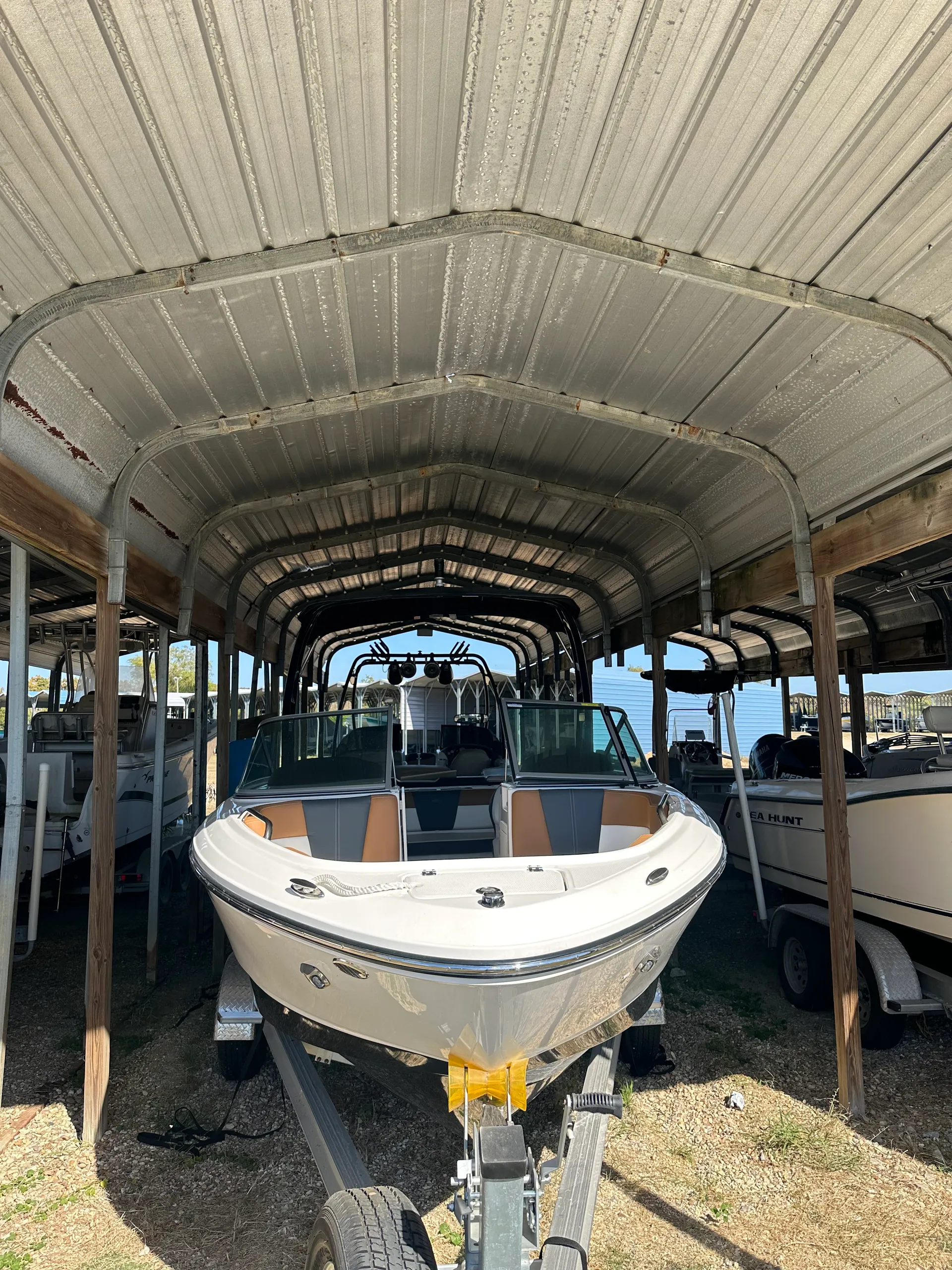 CHAPARRAL BOATS 21 SSI in Madisonville, LA — photo 7