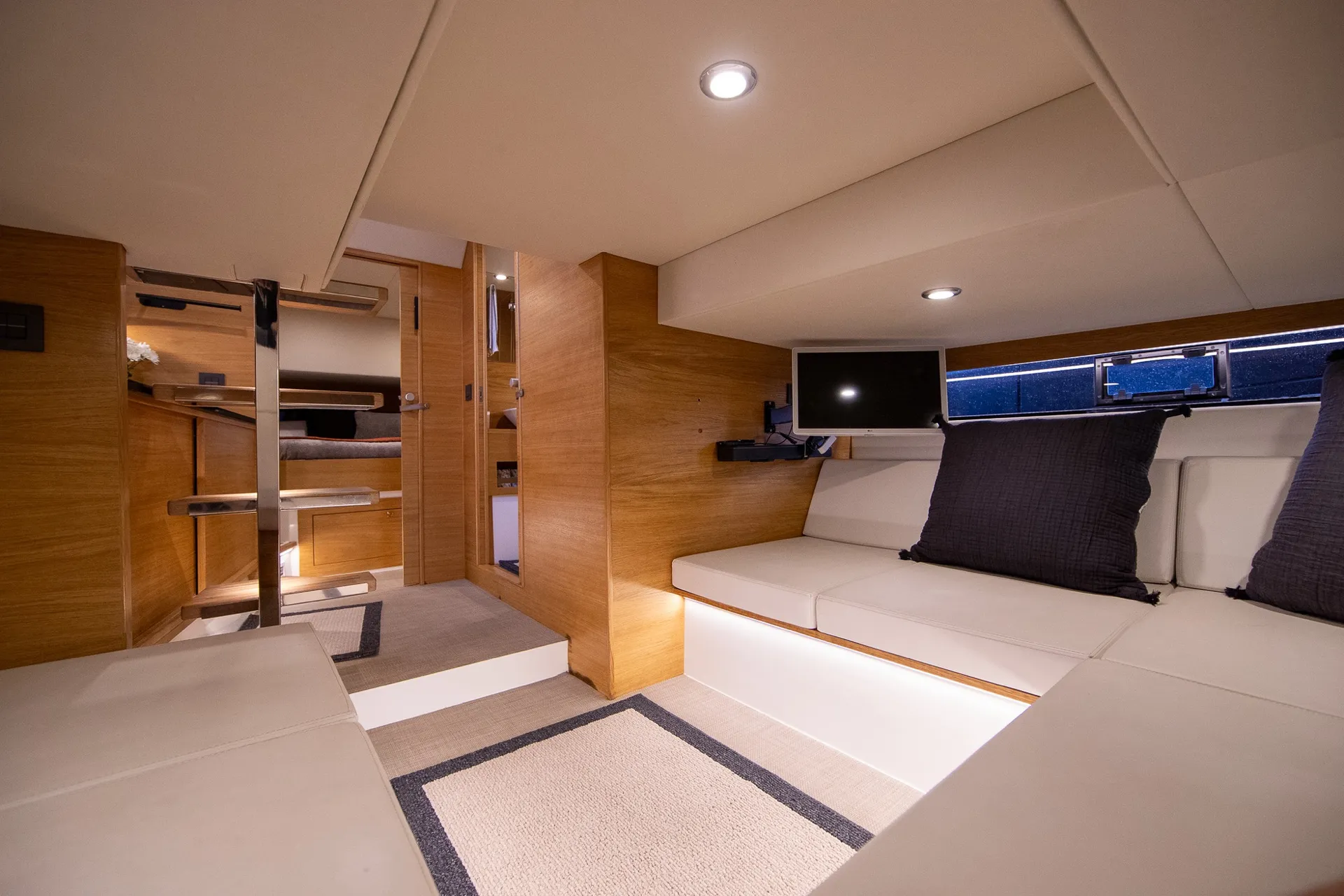 45ft Exotic Sport Yacht In Newport Beach 