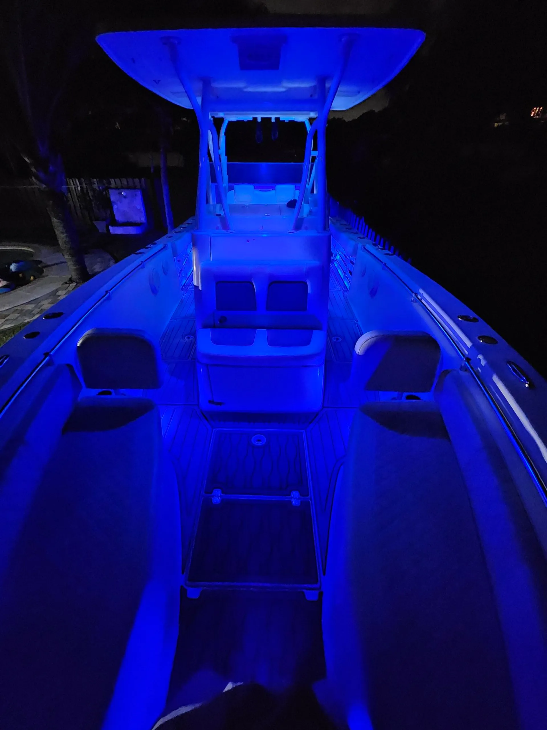 Completely Updated, 30ft Cobia. Perfect for cruising or fishing. 