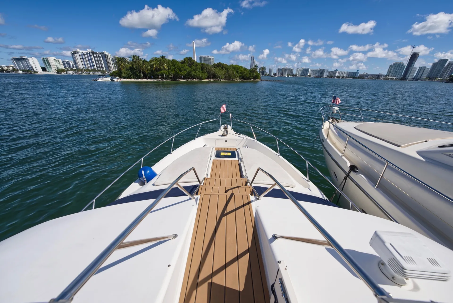 FREE HOUR ! 50' SEA RAY YACHT RENTAL, MIAMI FL (NO HIDDEN FEES) 