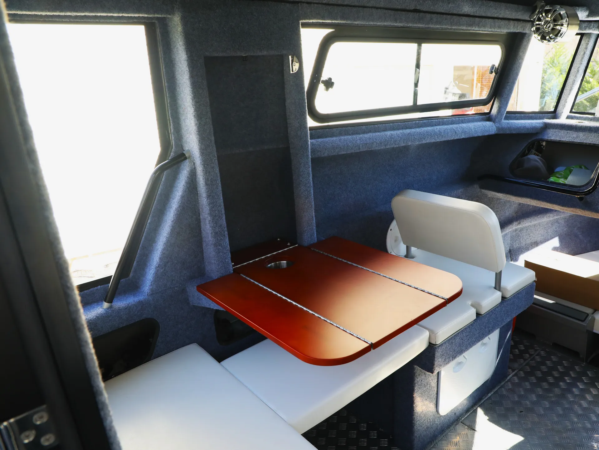 AluminusRay 25XL Sport in Arlington, VA — photo 5