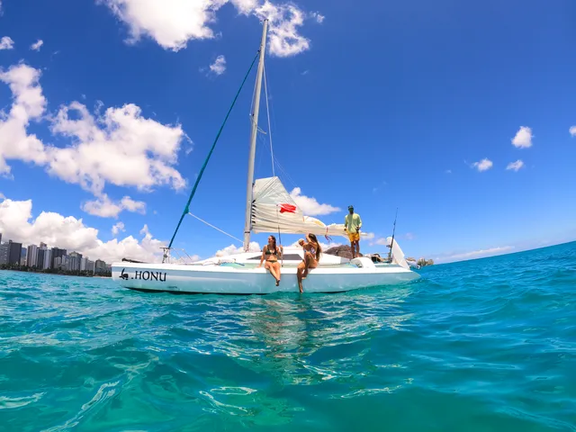 Rent a Corsair Marine trimaran in Honolulu, HI near me