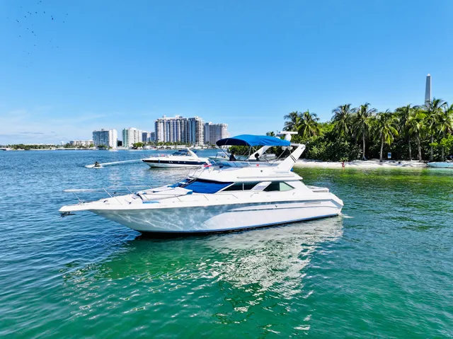 Rent a Sea Ray Boats motor yacht in North Bay Village, FL near me