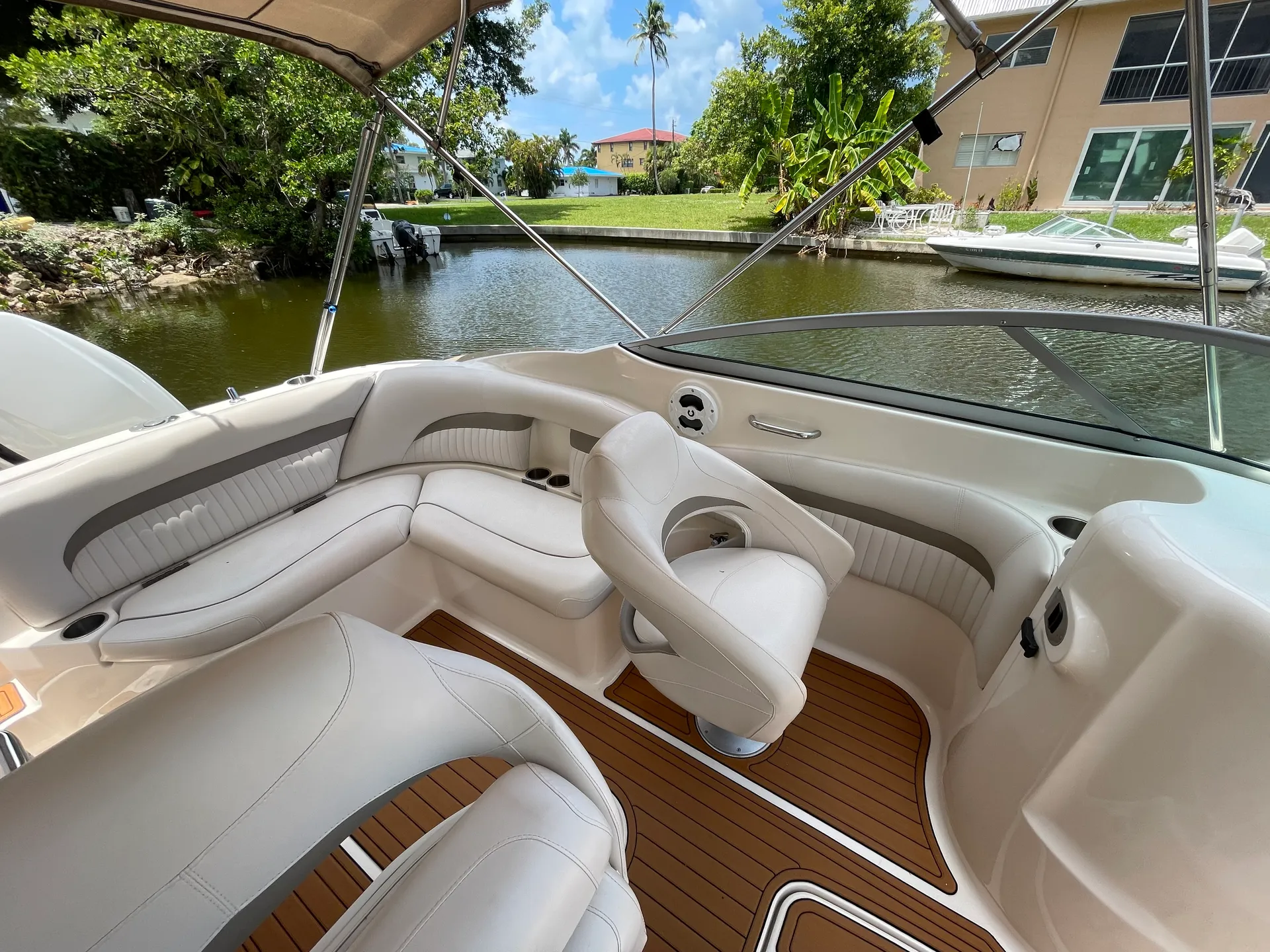 SURREEL LIFE “living the dream” 