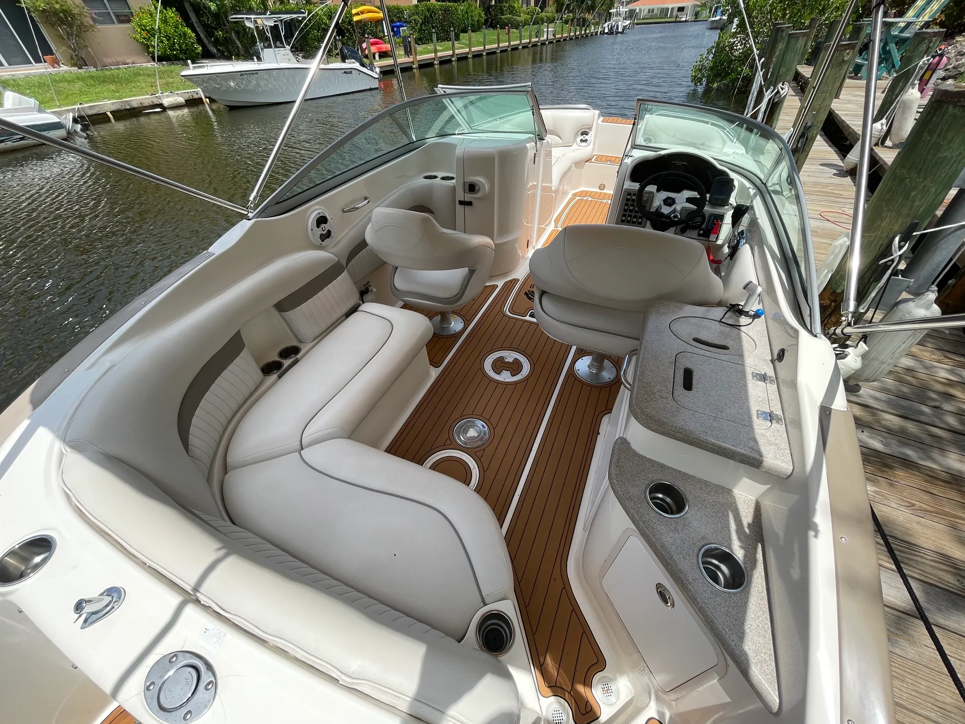 SURREEL LIFE “living the dream” 