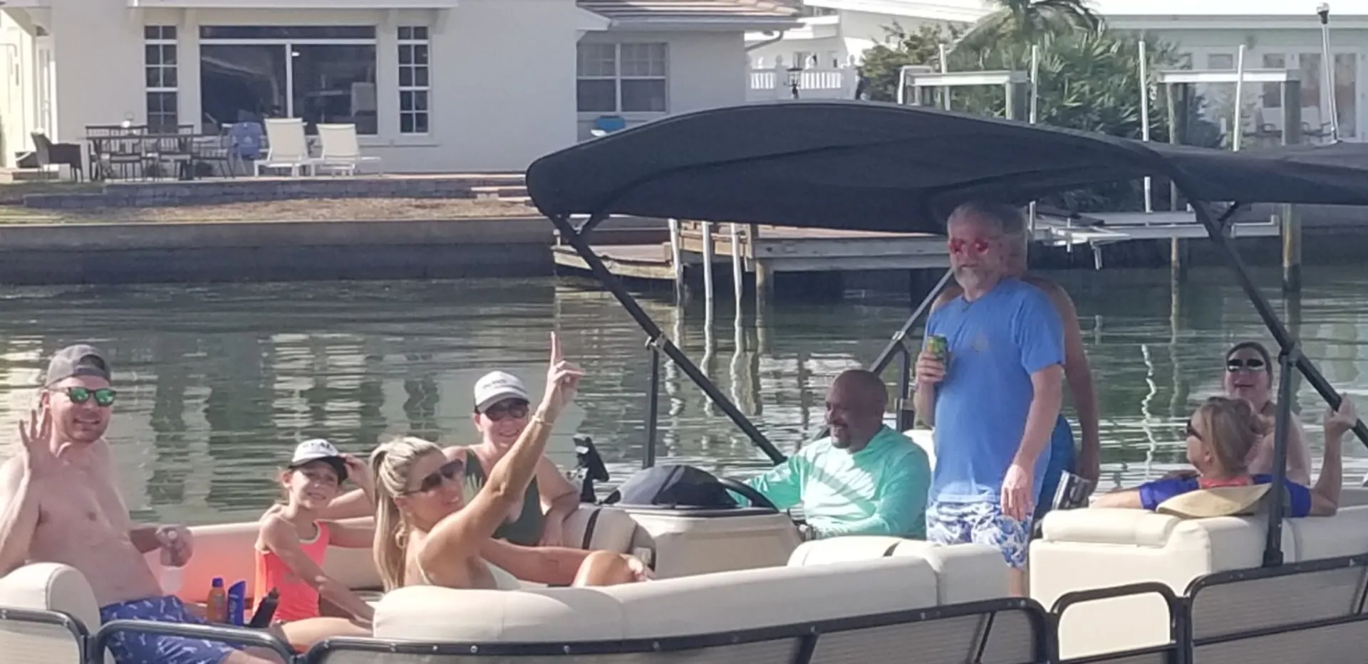 Newer 22 foot luxury pontoon 