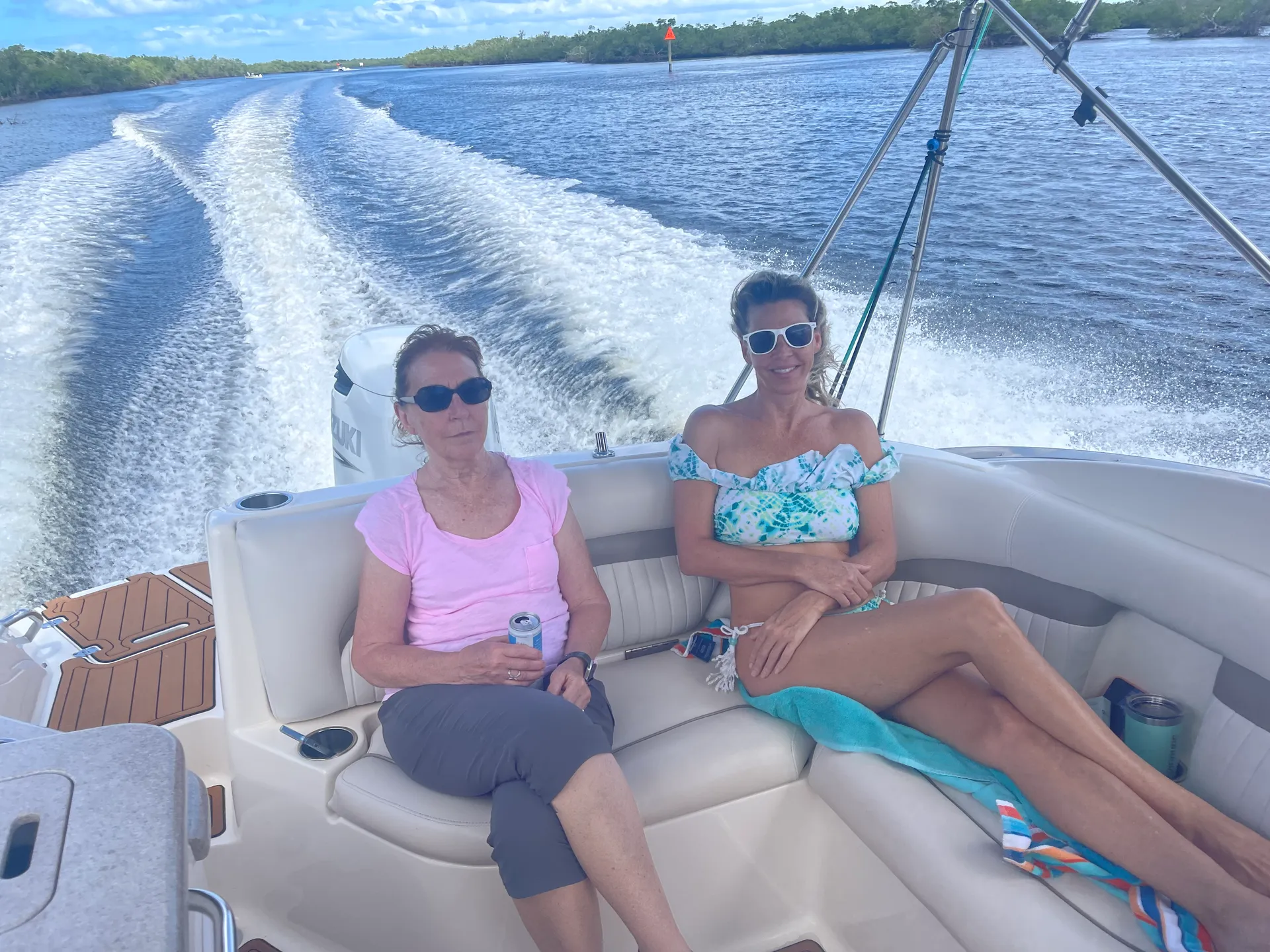 SURREEL LIFE “living the dream” 