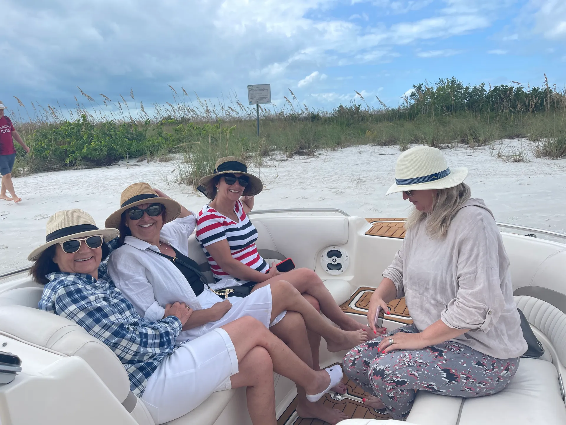 SURREEL LIFE “living the dream” 