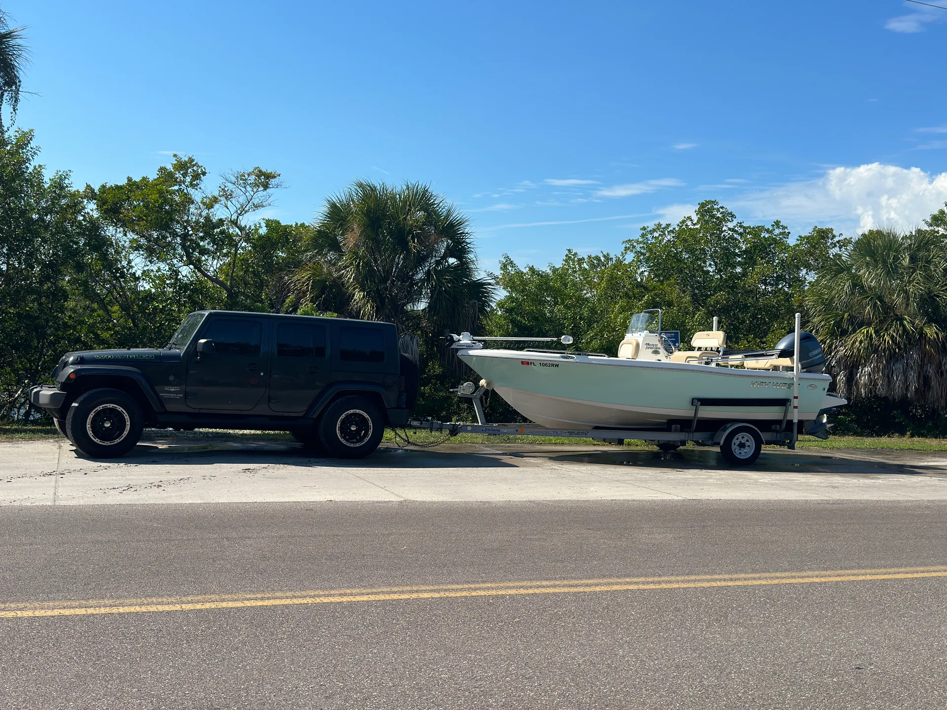 2019 Key West - Like New, we deliver! Dialed in for fishing