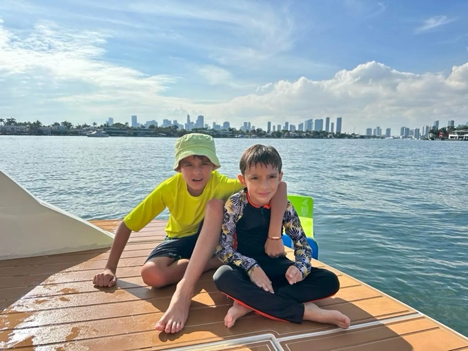 Aicon 60ft free jetski