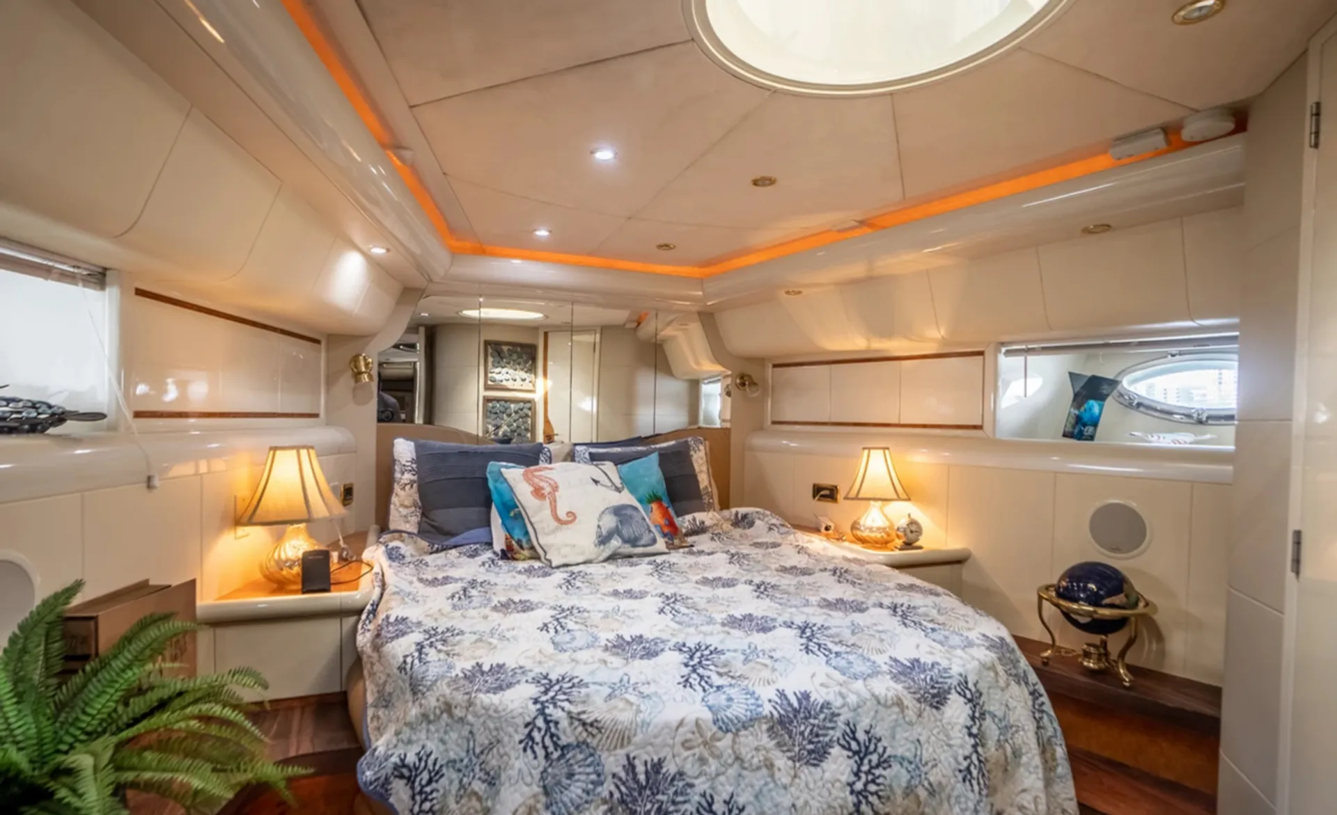 Custom ONE OF A KIND Motor Yacht Clean Fast and Fun’