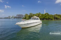 60' LUXURIOUS SEA RAY WITH 1 FREE HOUR MONDAY-THURSDAY