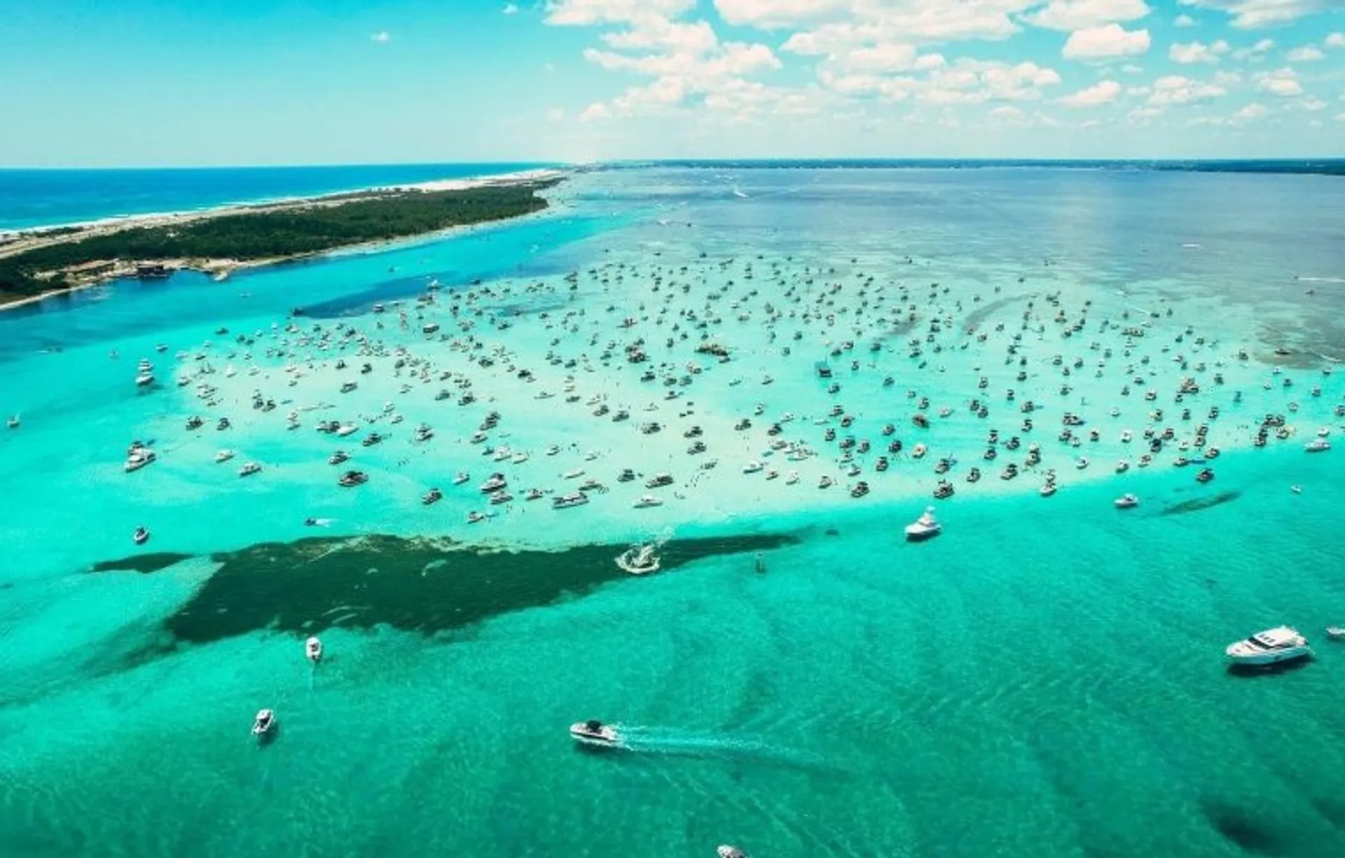 12 people ENCORE BENTLEY for rental in Fort Walton Beach-Fuel included