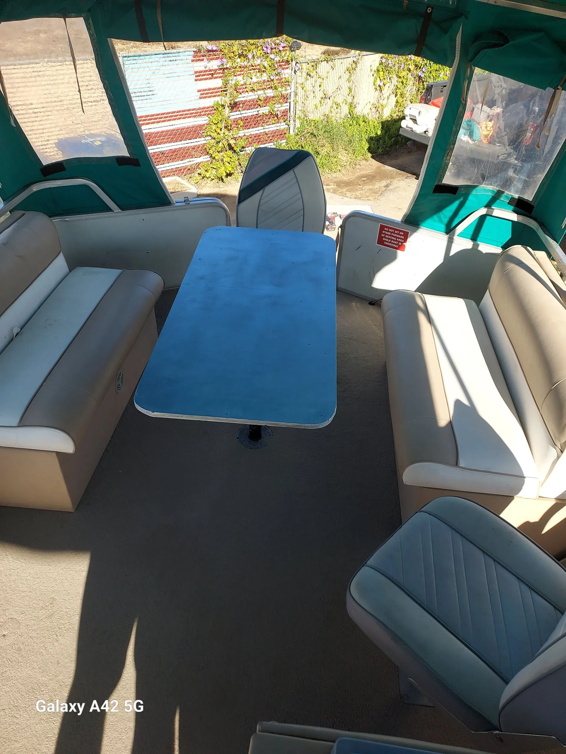 Sun Tracker by Tracker Marine Fishin' Barge 21 w/90 HP in Perris, CA — photo 8