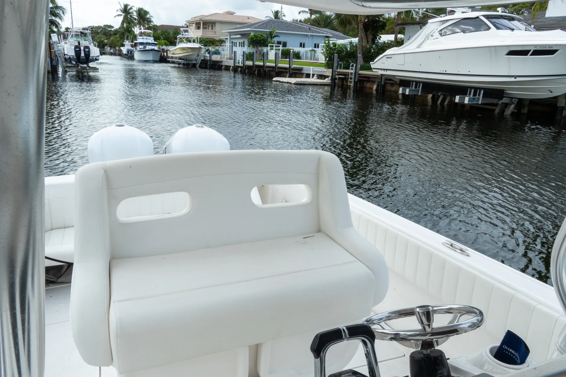 INTREPID POWERBOATS 323 CENTER CONSOLE in Boca Raton, FL — photo 8