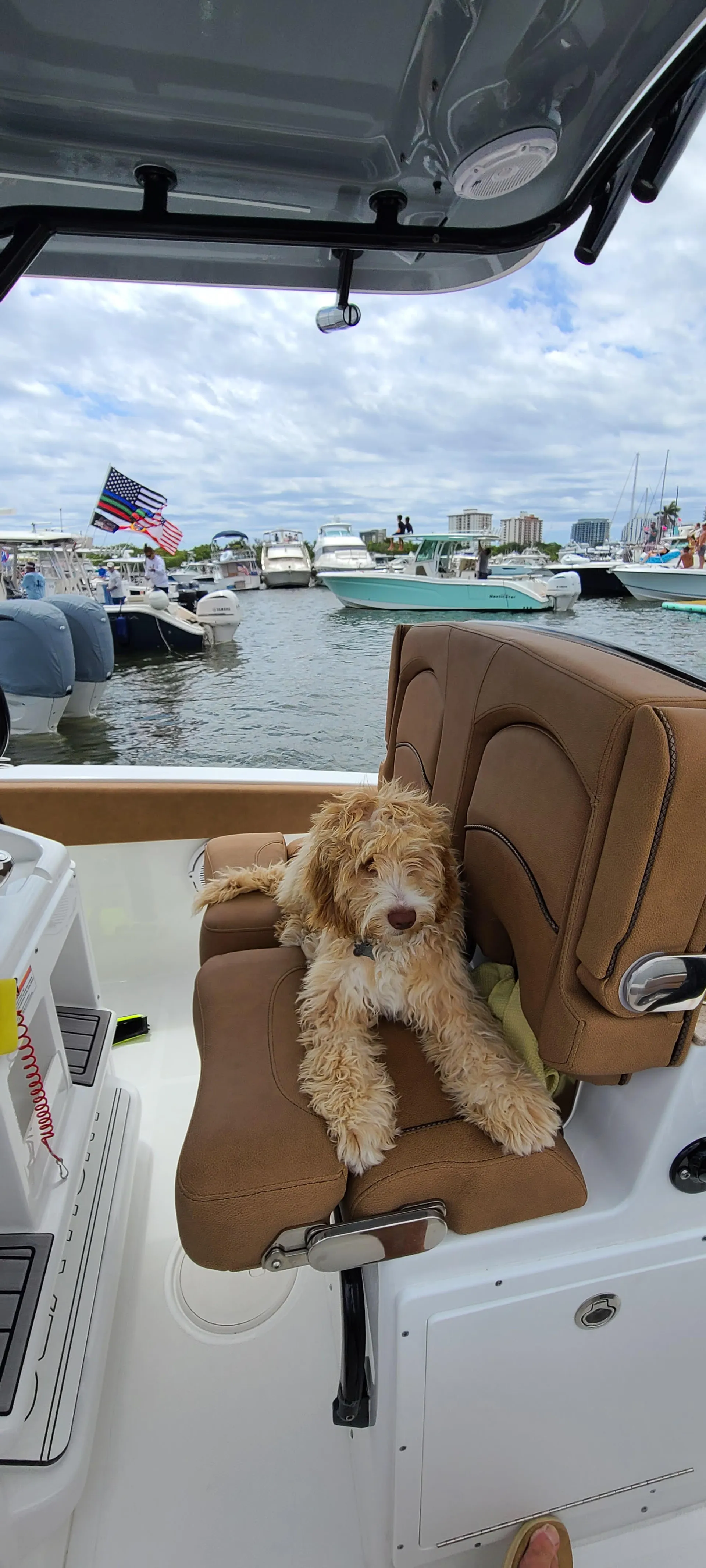 Yacht Like Luxury Minutes From Everything!