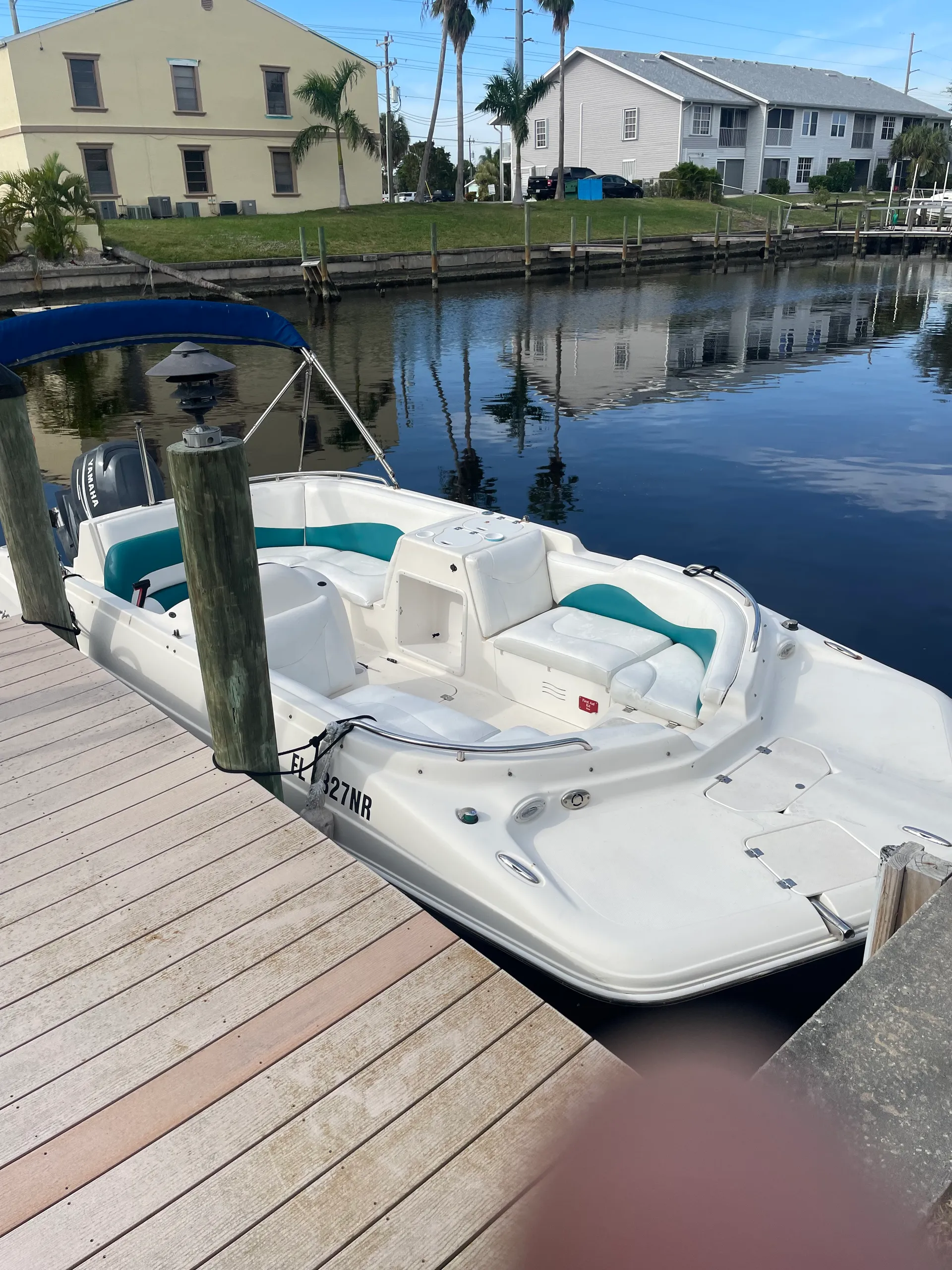 🐬10 passenger hurricane fun deck boat 🐬