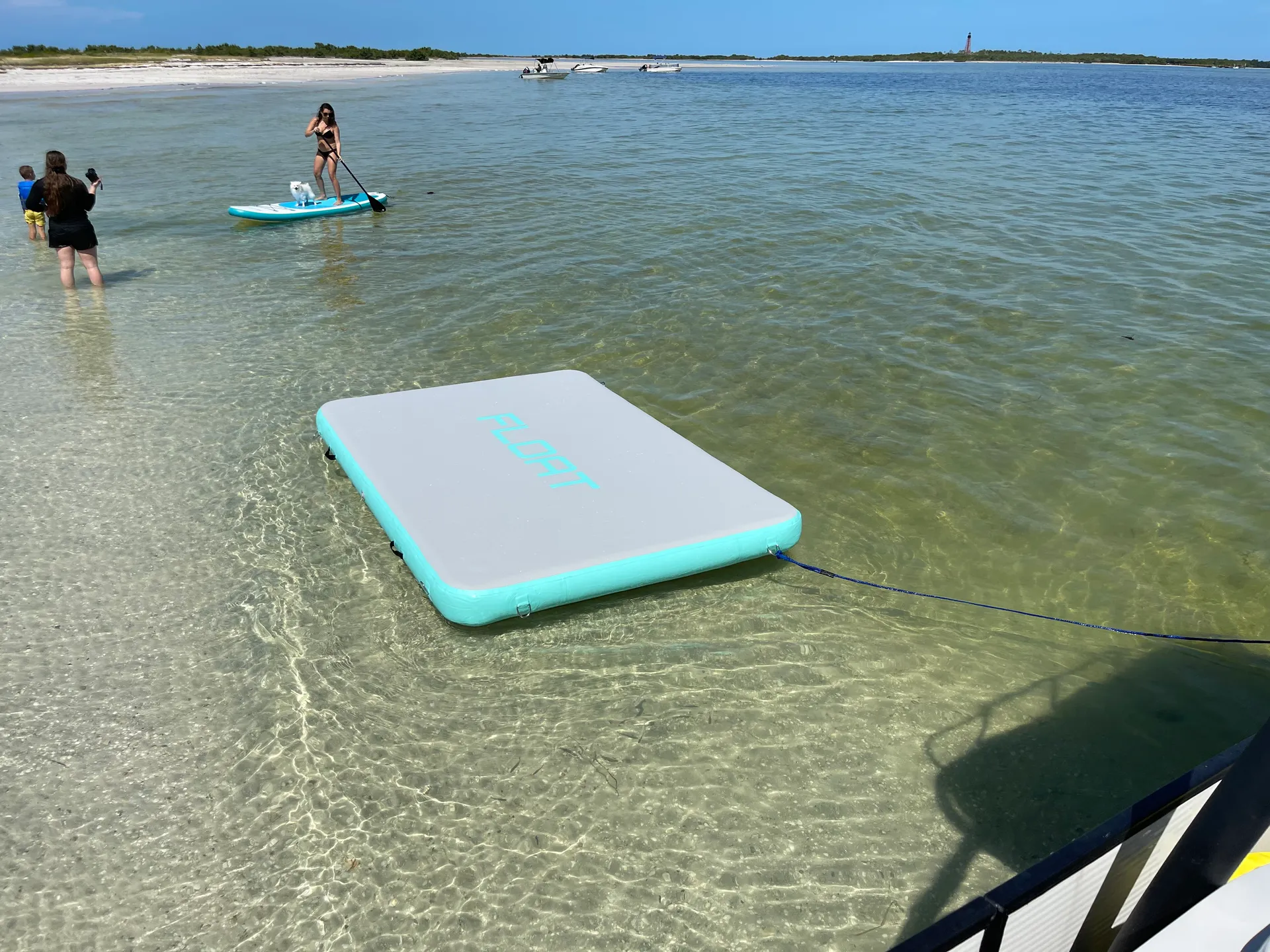 Up to 12 people New Tritoon Touchscreen GPS, Table, 115hp Yamaha 