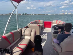 Comfortable 24’ Tri Toon boat photo