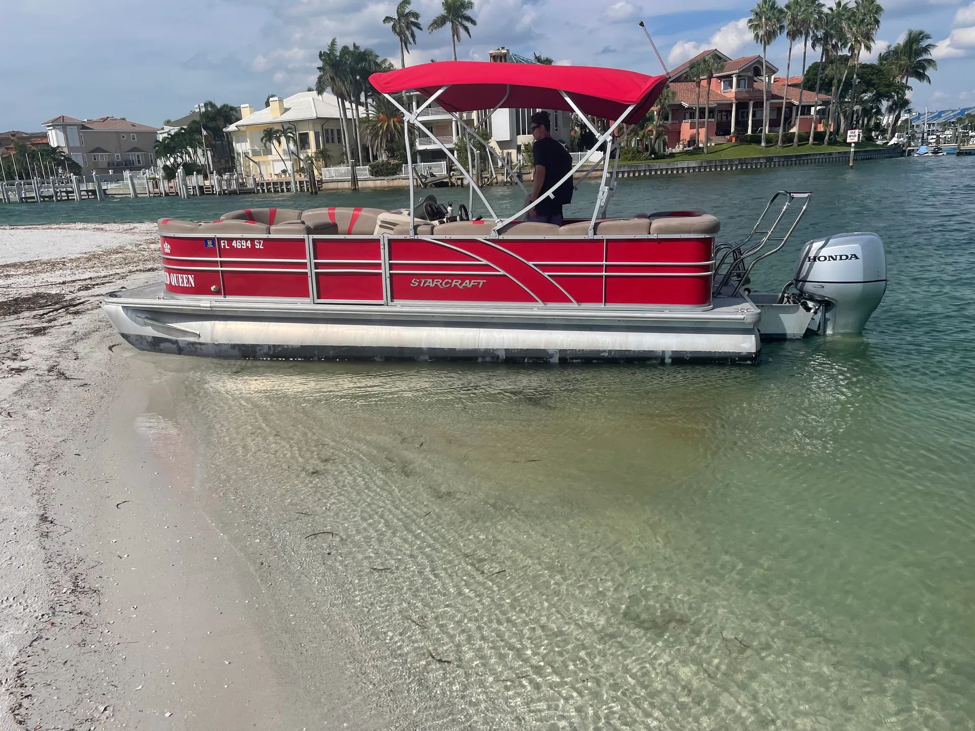 Comfortable 24’ Tri Toon