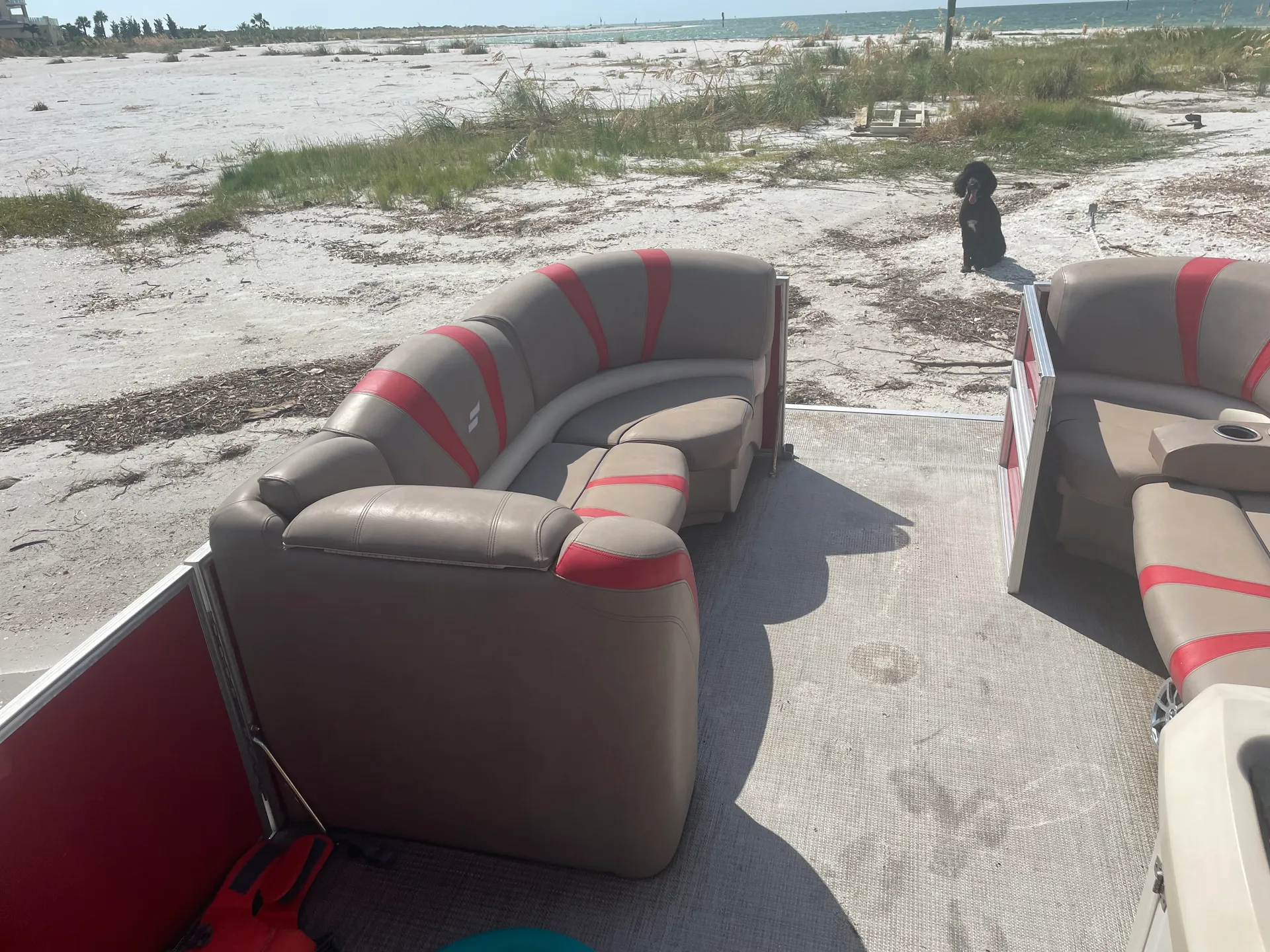 Comfortable 24’ Tri Toon