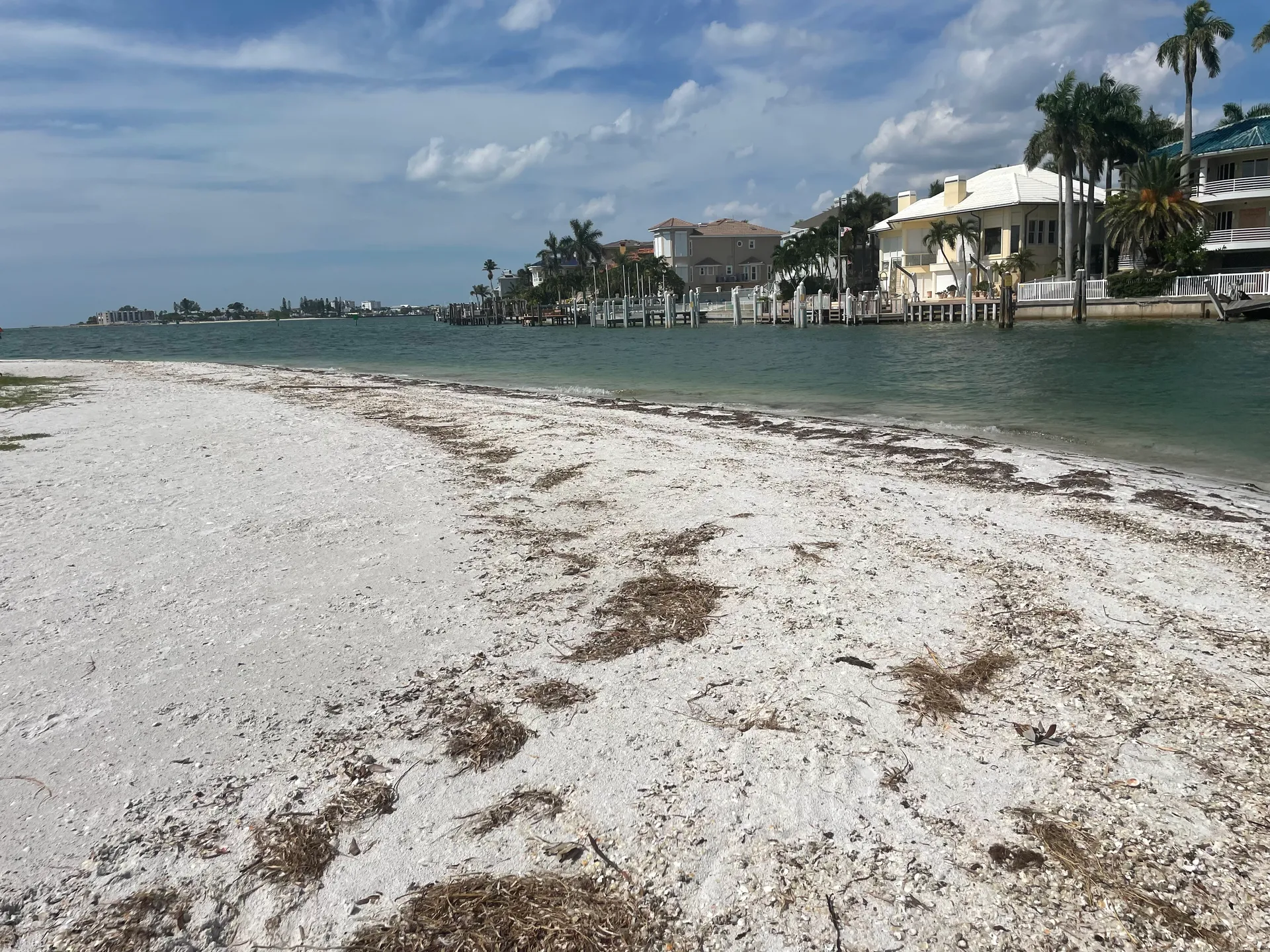 Comfortable 24’ Tri Toon