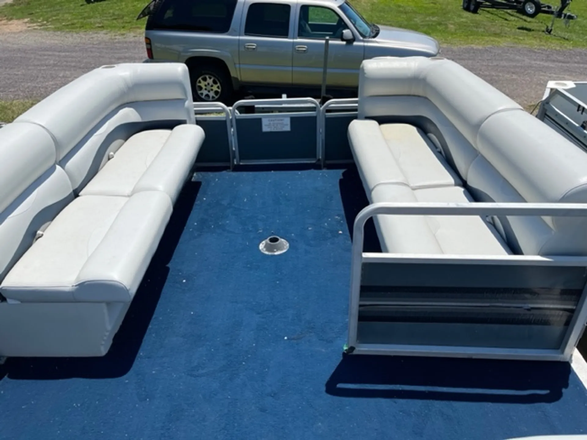 Spacious 24ft 115HP 4 Stroke Pontoon Boat, 12 People, Private Side
