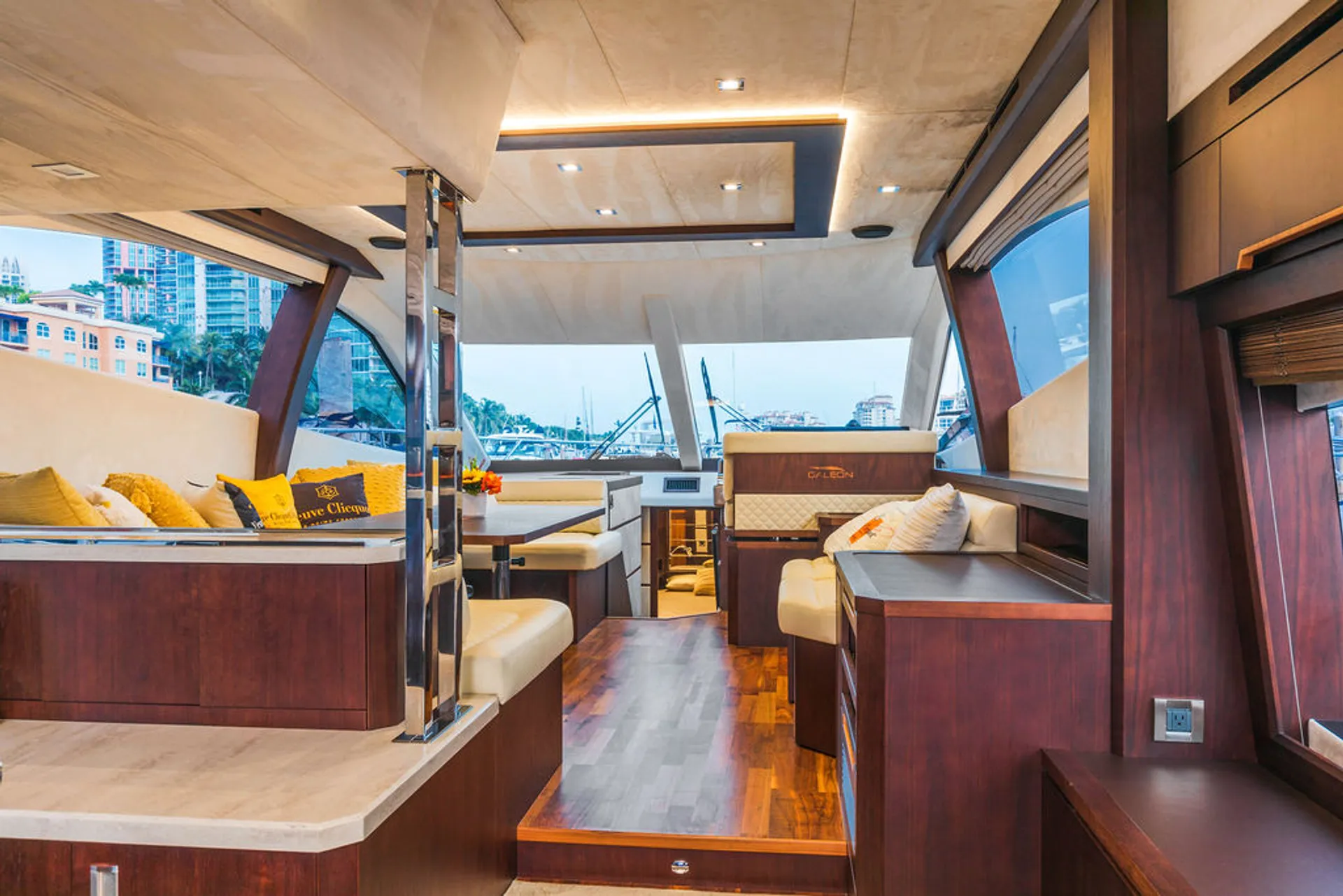 Galeon 55 in Miami Beach, FL — photo 6