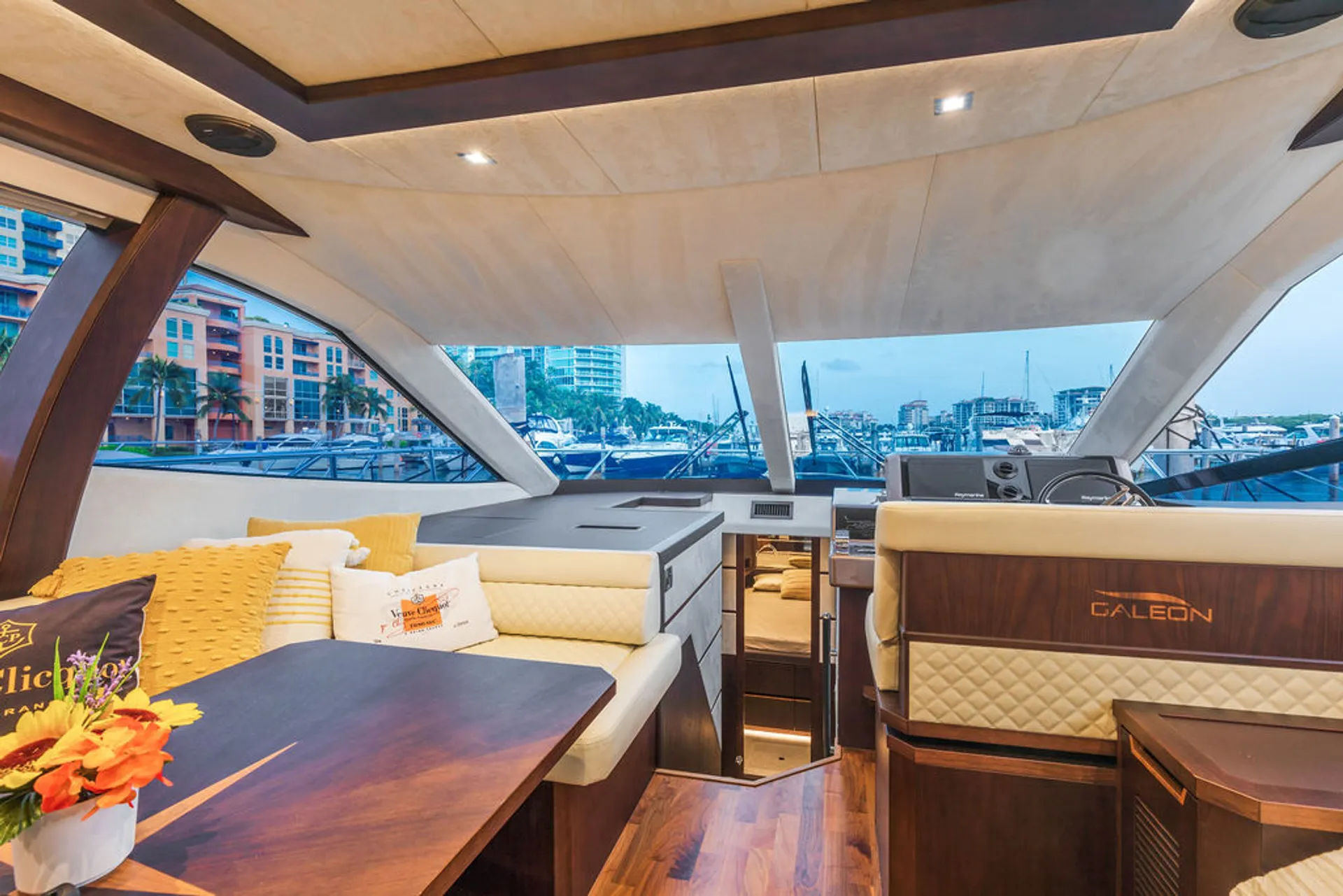 Galeon 55 in Miami Beach, FL — photo 7