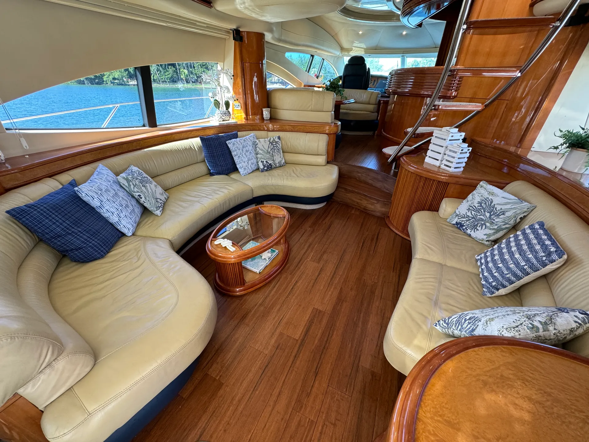 Exclusive Emerald Coast Yacht Charter | VIP Service