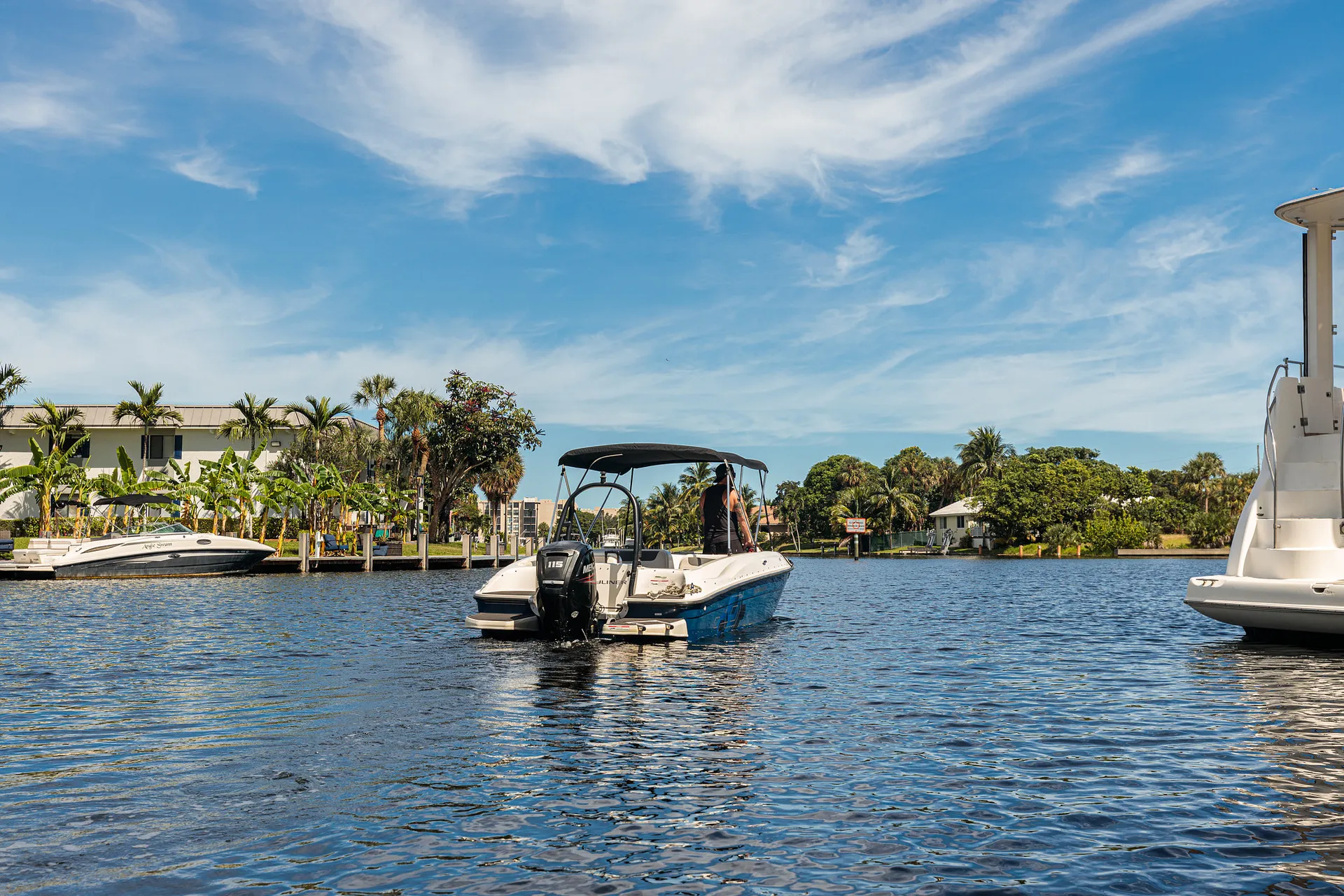 BAYLINER ELEMENT E18 in Deerfield Beach, FL — photo 4