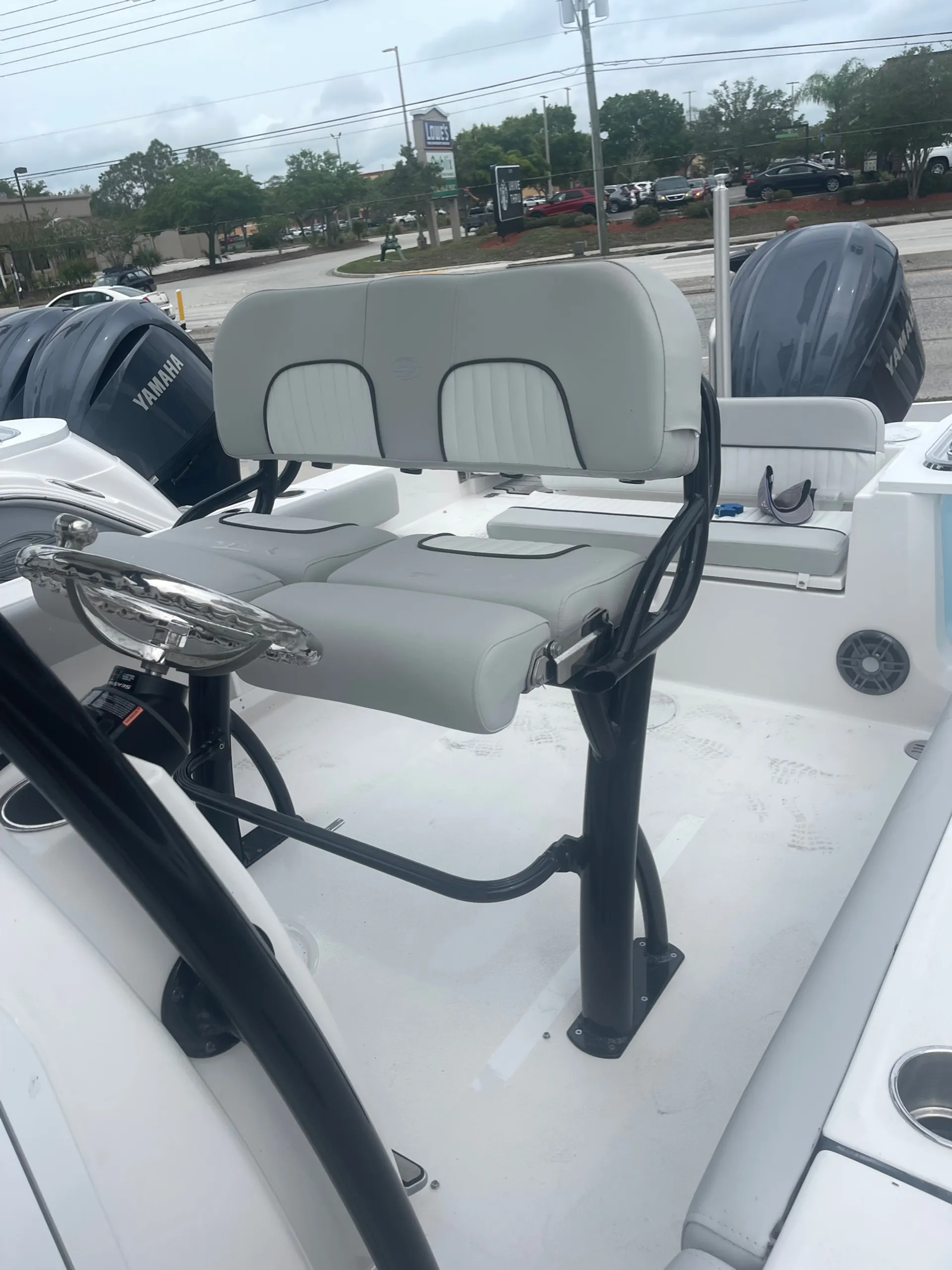 Welcome to the Dive Bar!