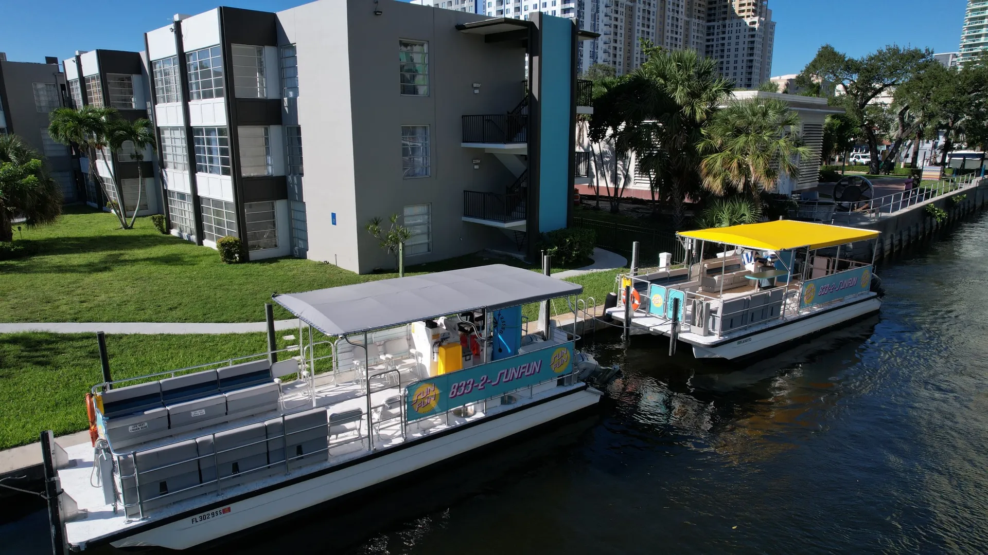 TIKI LOVE ---- 16 passenger amazing party boats .