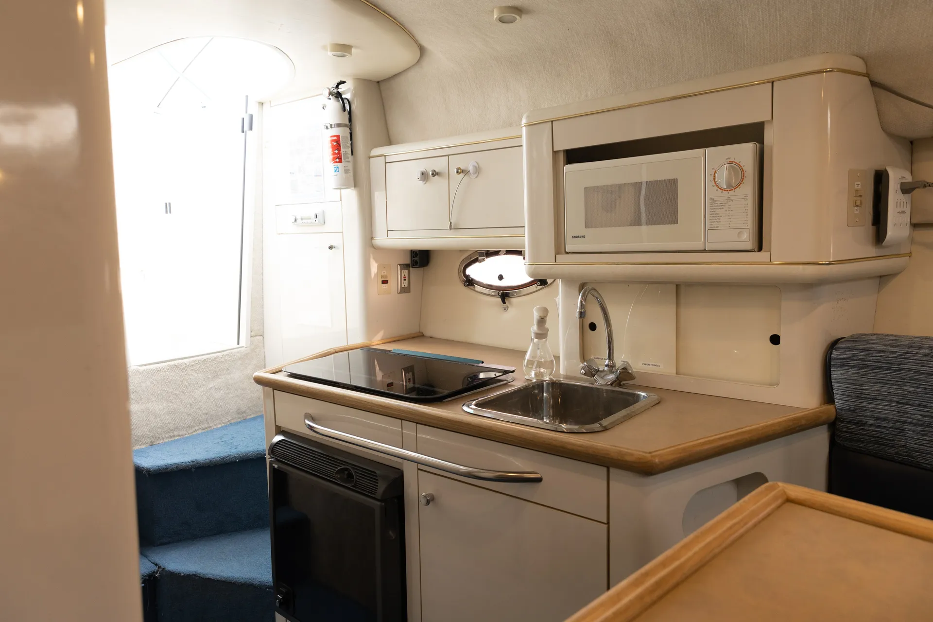 CruisetoLakeWAfromSLU🧭 29’🛥️Toilet💩✅ Enclosure☔️😎 ✅⚓️✅ ⛽️OnMyTime✅