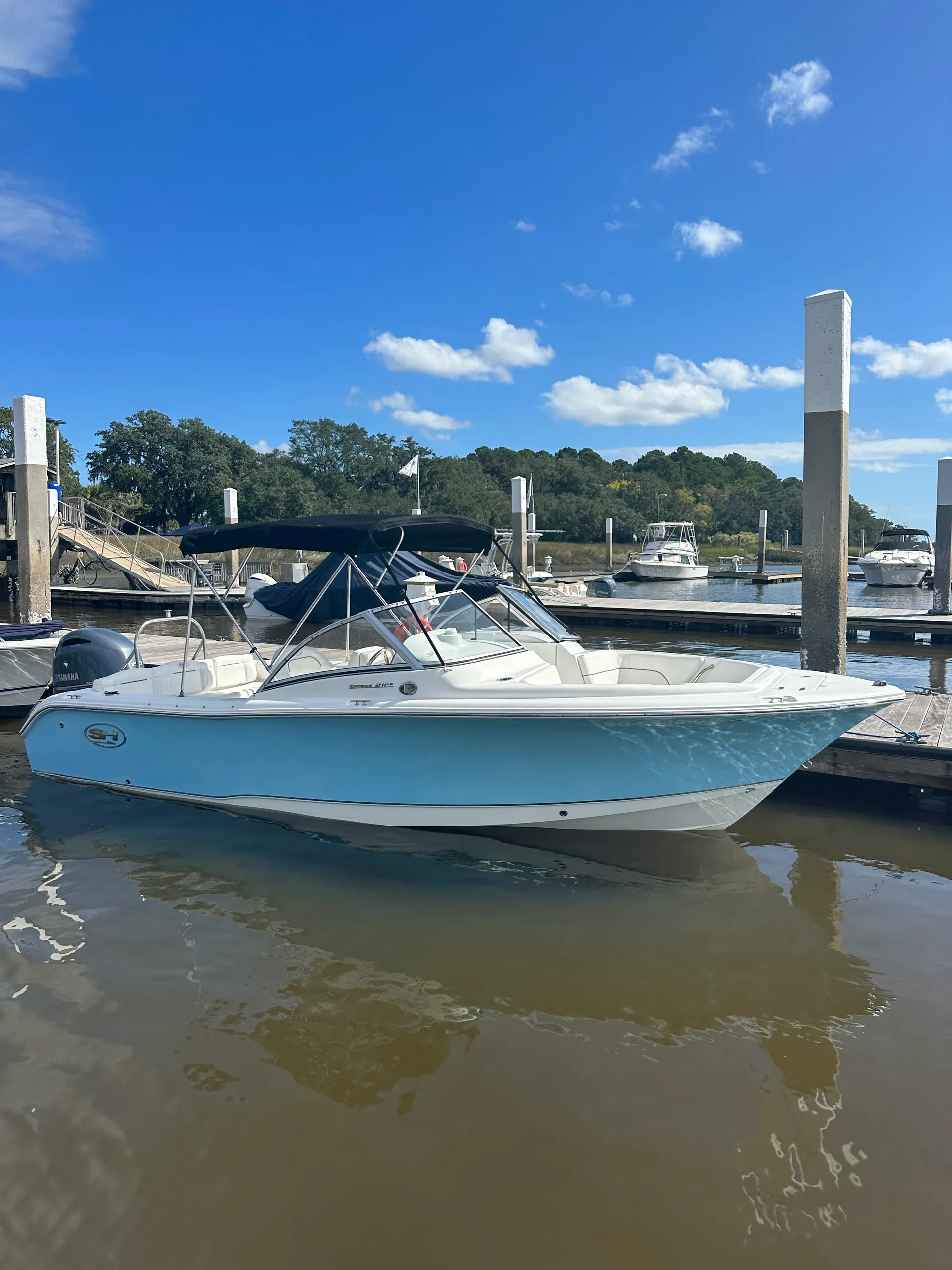 Super Clean/Like New 2018 21ft Sea Hunt-211 Escape