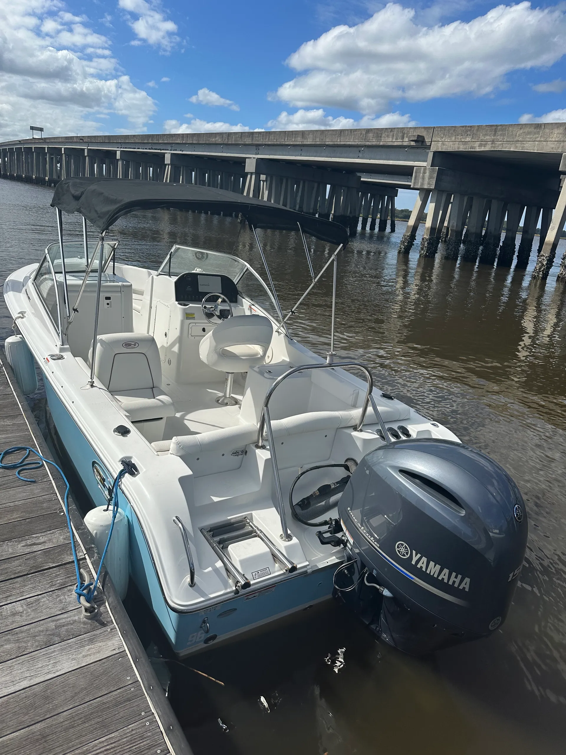 Super Clean/Like New 2018 21ft Sea Hunt-211 Escape